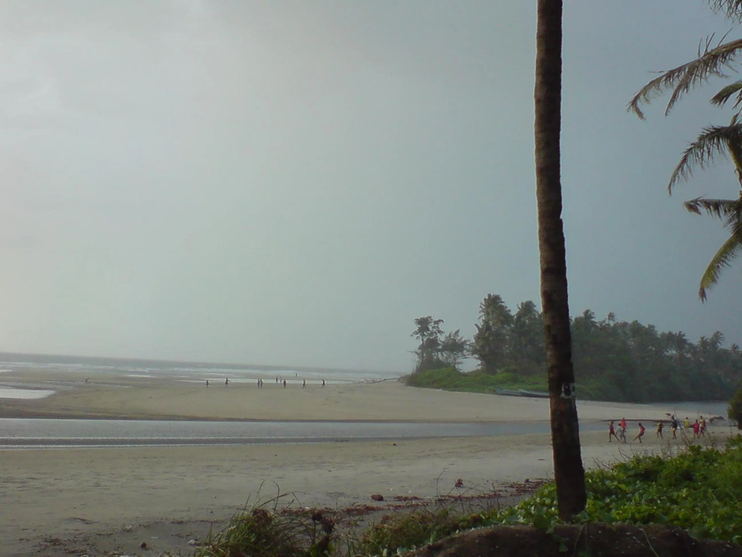 Beach in Mama Mids Home