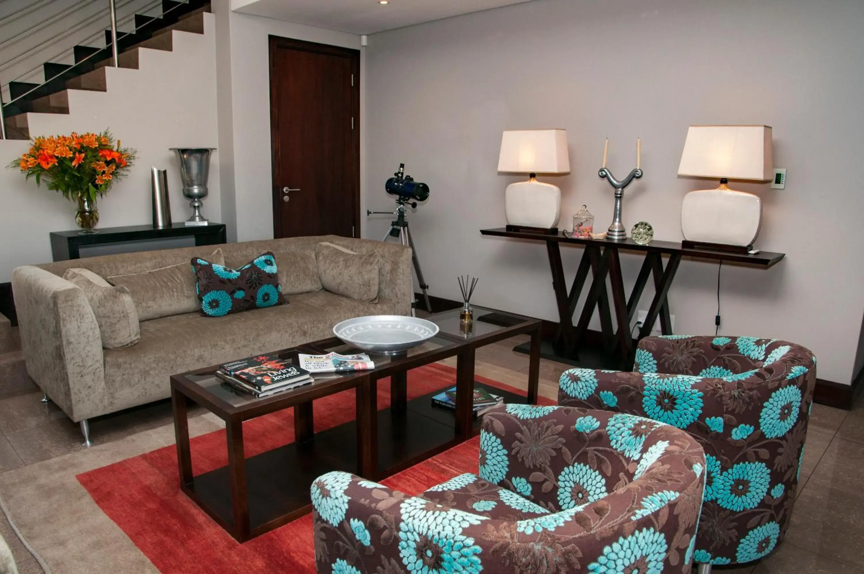 Lounge or bar in The Mount Knysna Lounge or bar in The Mount Knysna