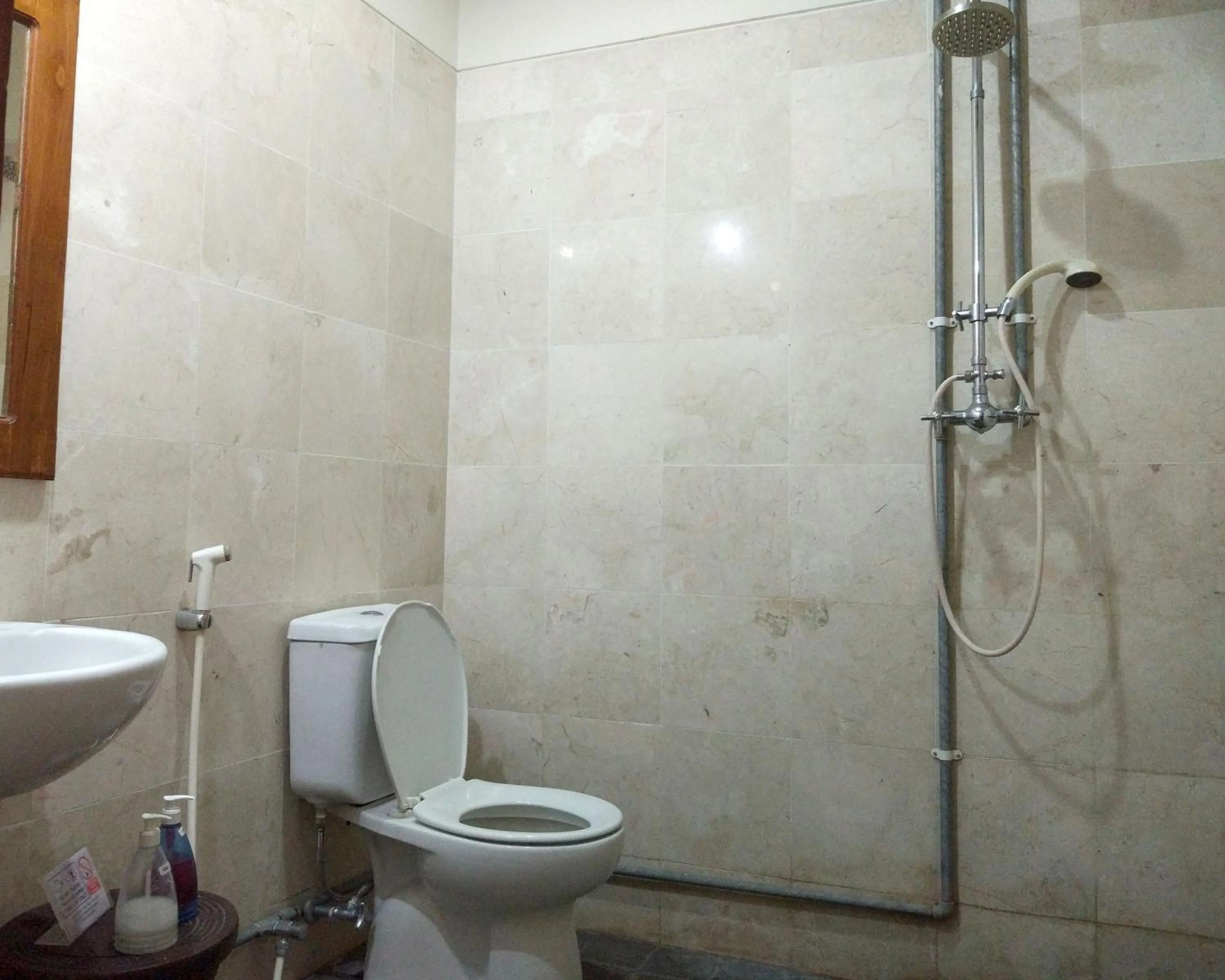 Bathroom in Omah Pitoe Yogya Homestay