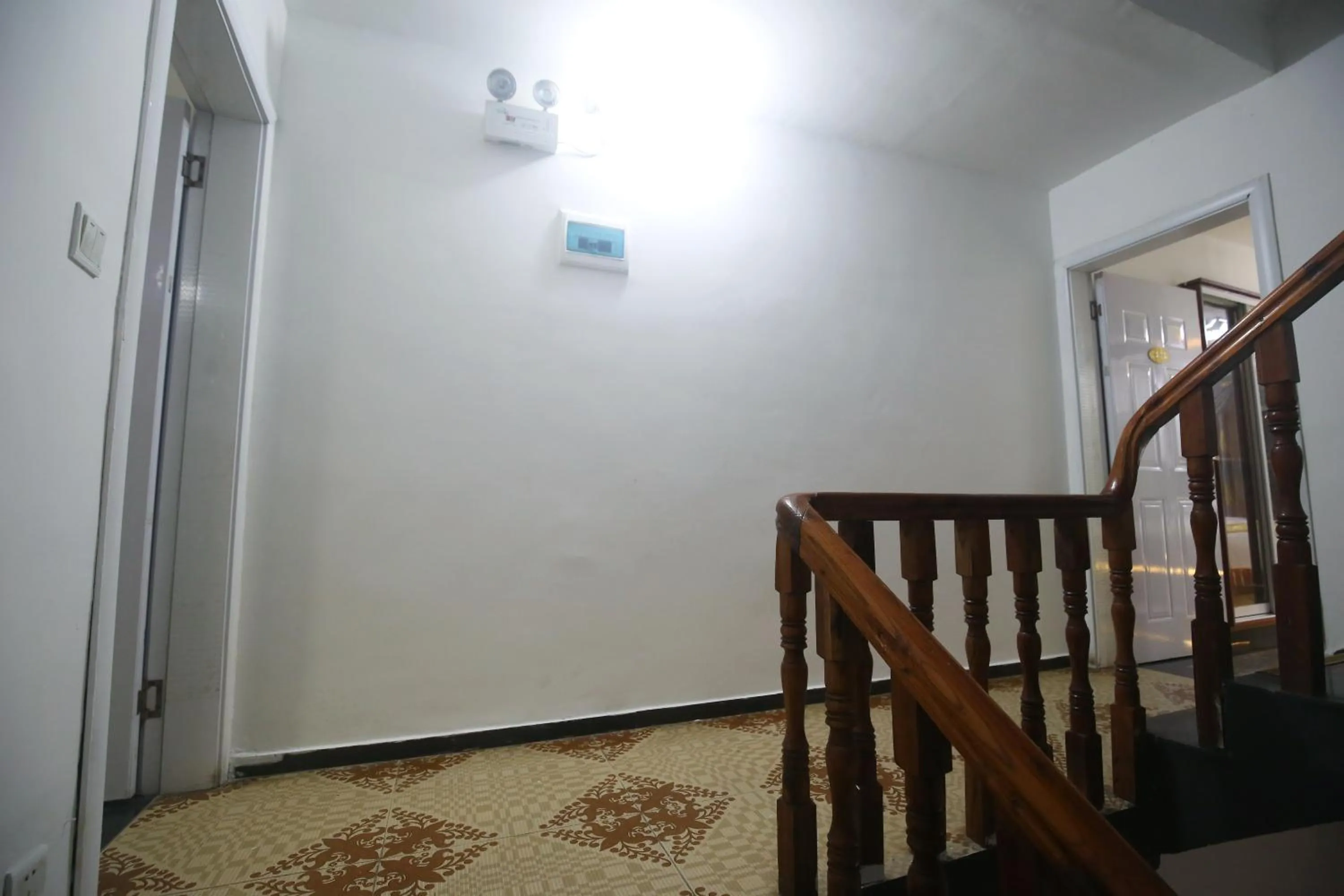 LQJ Riverside Guest House