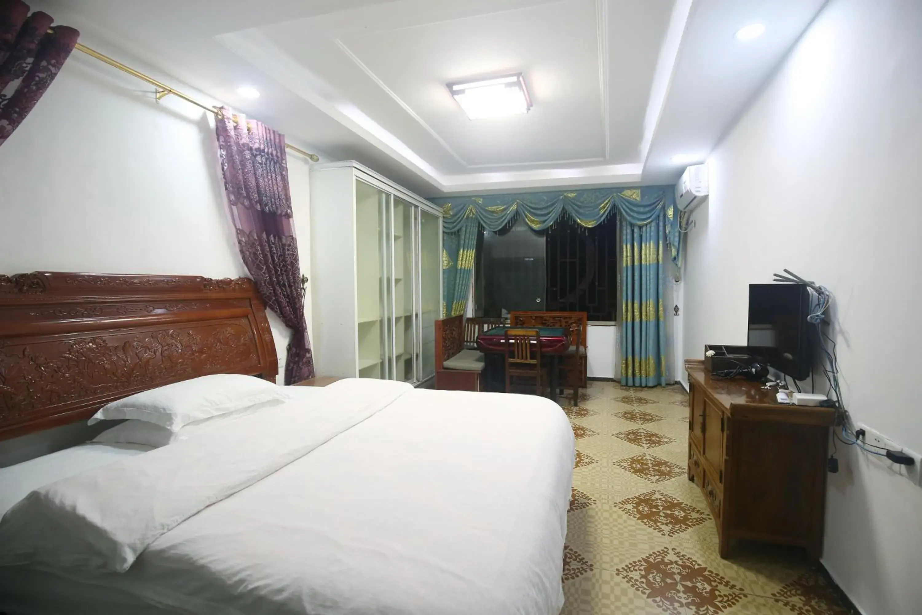 Two-Bedroom Suite in LQJ Riverside Guest House Two-Bedroom Suite in LQJ Riverside Guest House