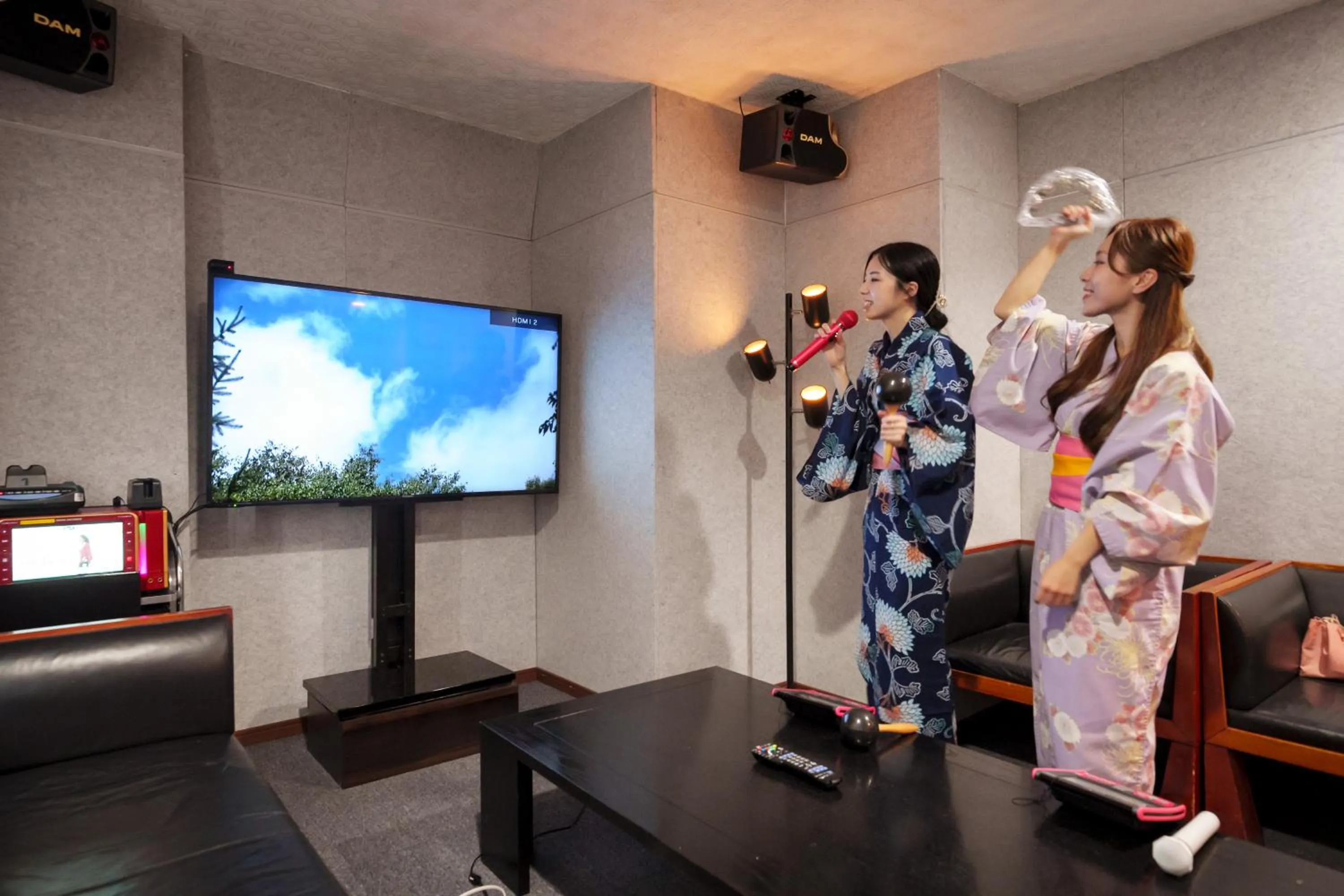 Karaoke in Hita Onsen Kizantei Hotel