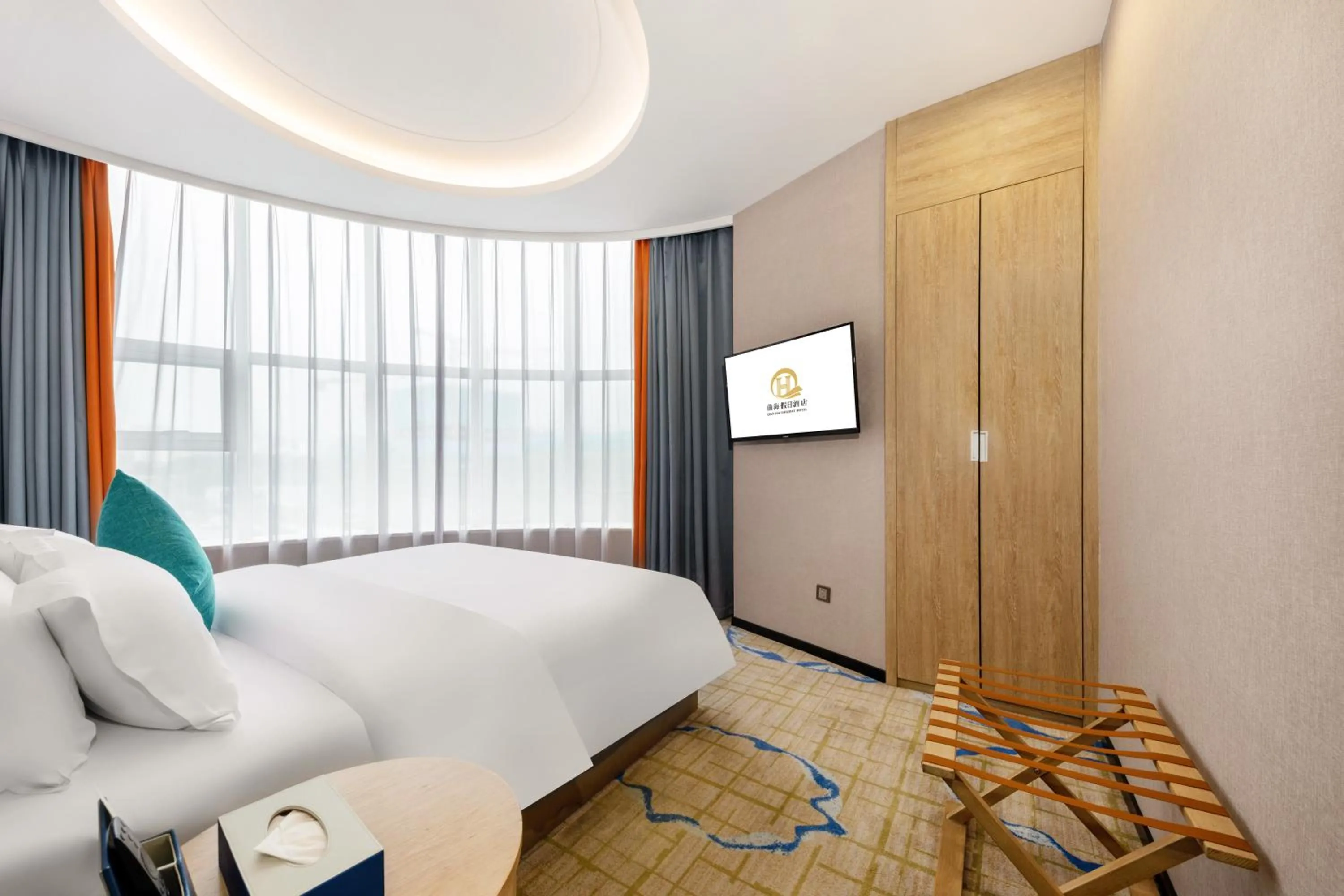 Bedroom, Bed in Qianhai Holiday Hotel