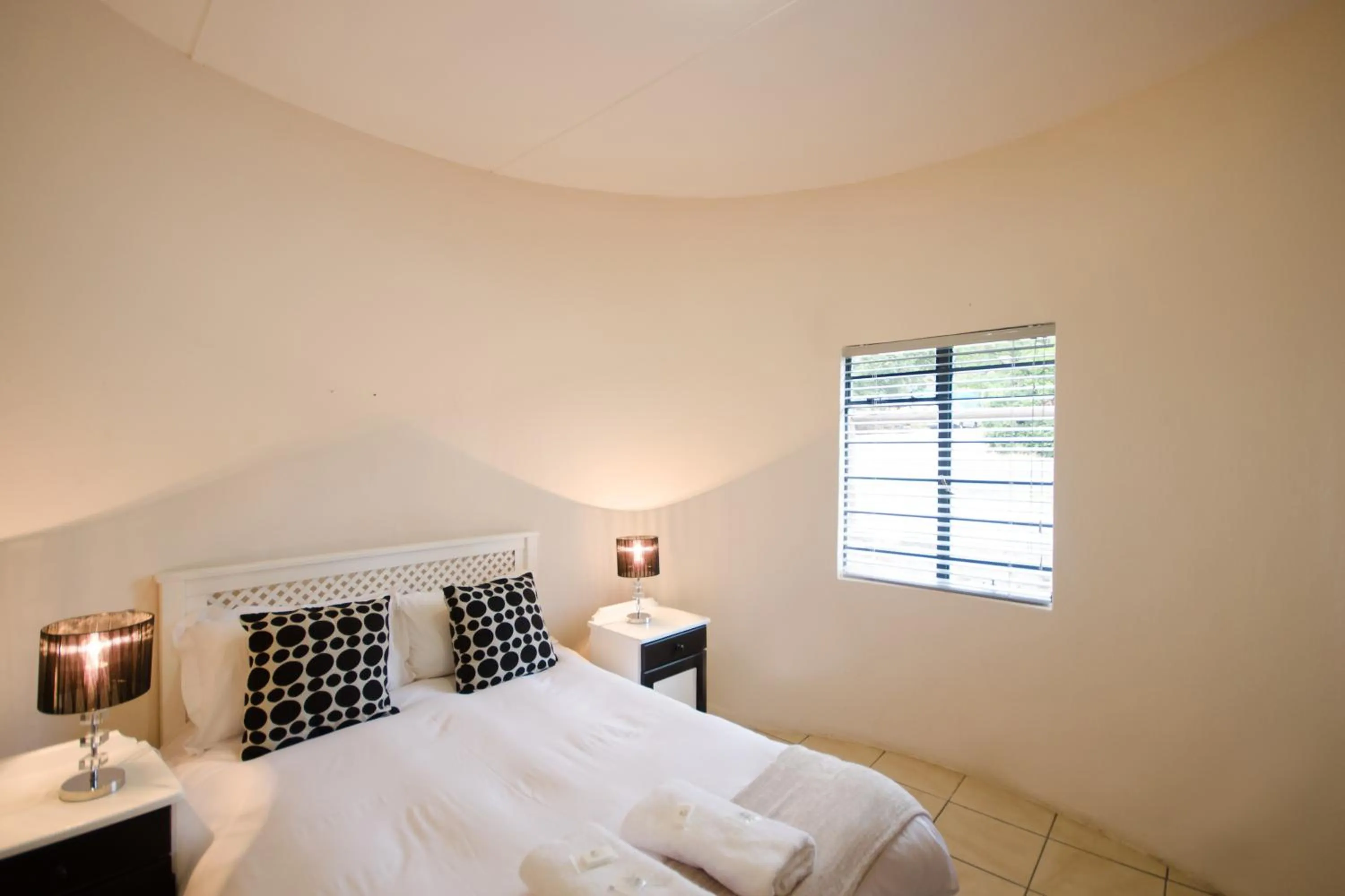 Bedroom, Bed in Du Kloof Lodge