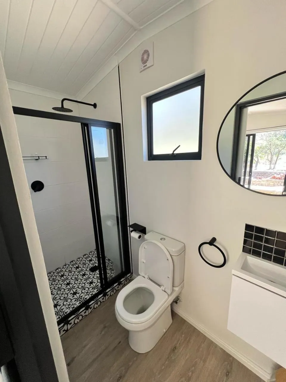 Shower in Du Kloof Lodge