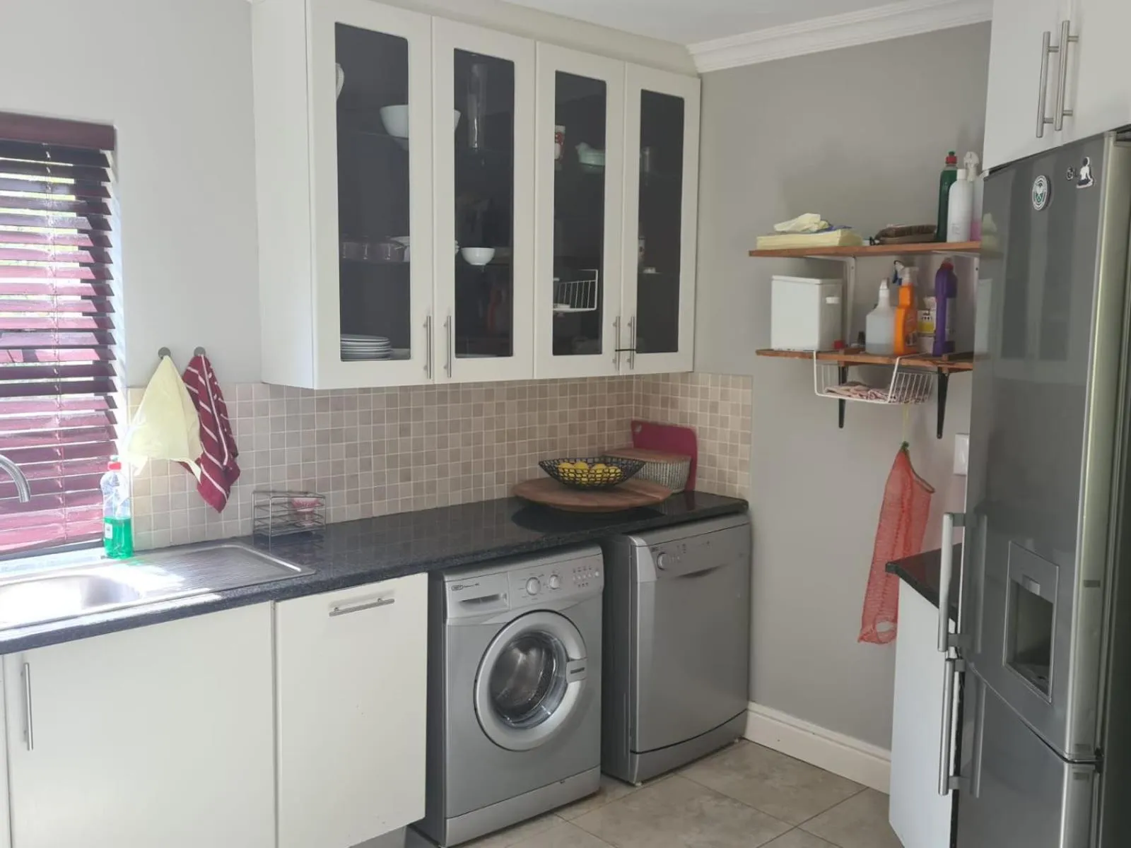 Kitchen or kitchenette in Du Kloof Lodge