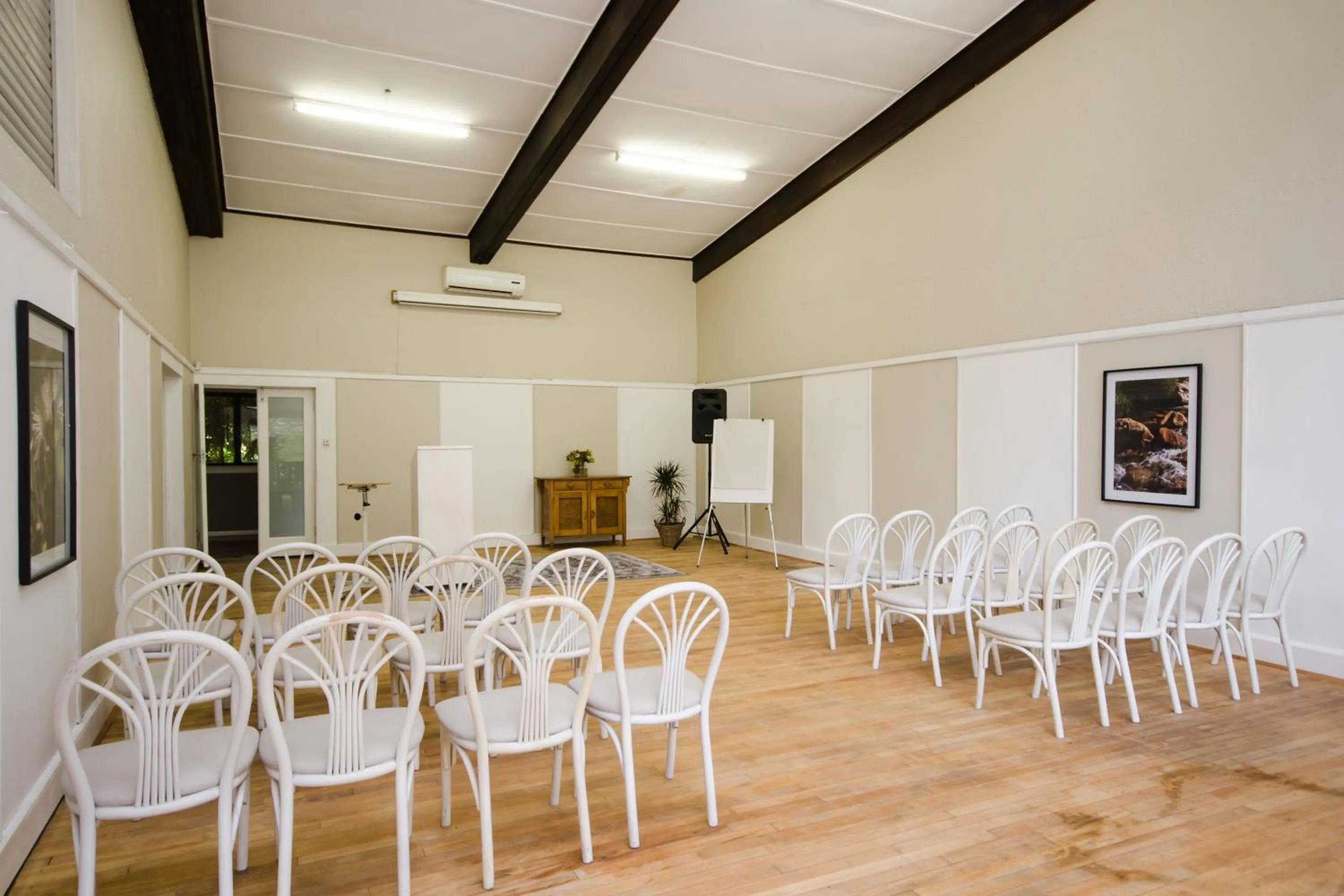 Meeting/conference room in Du Kloof Lodge