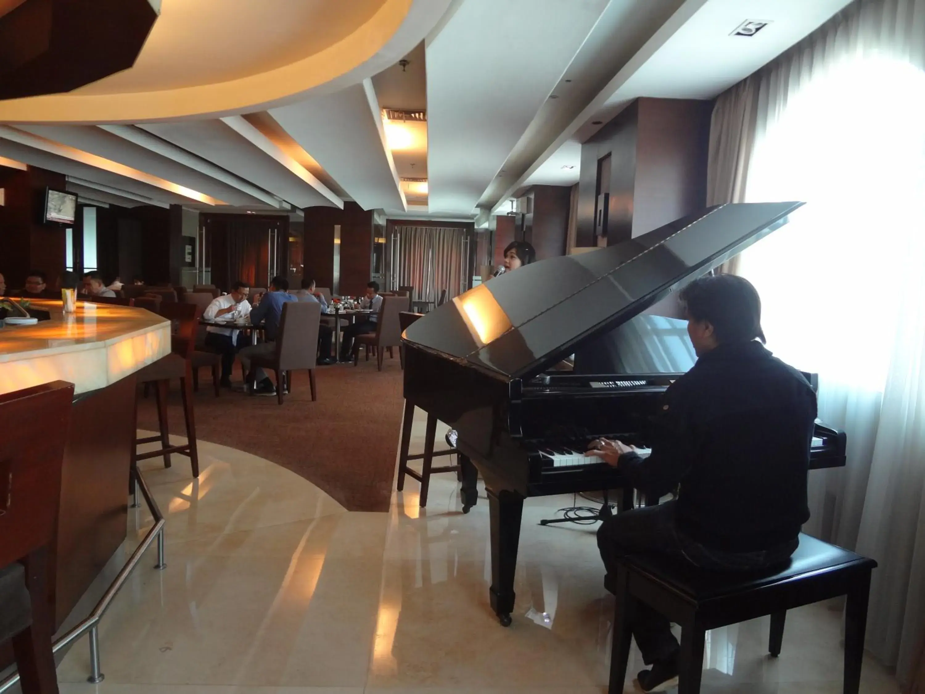 Restaurant/places to eat in President Executive Club Restaurant/places to eat in President Executive Club