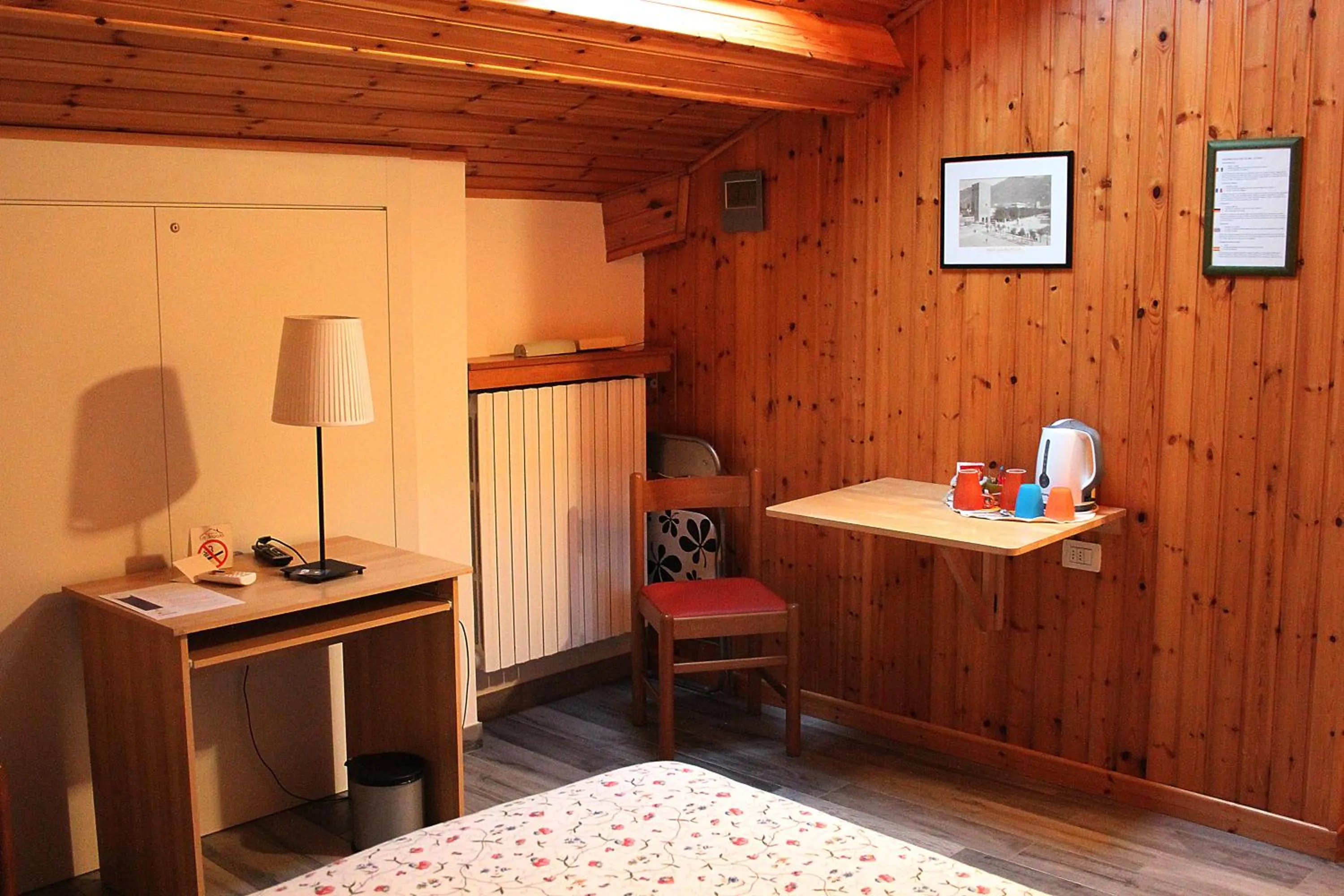 Bedroom, Bed in La Tegola
