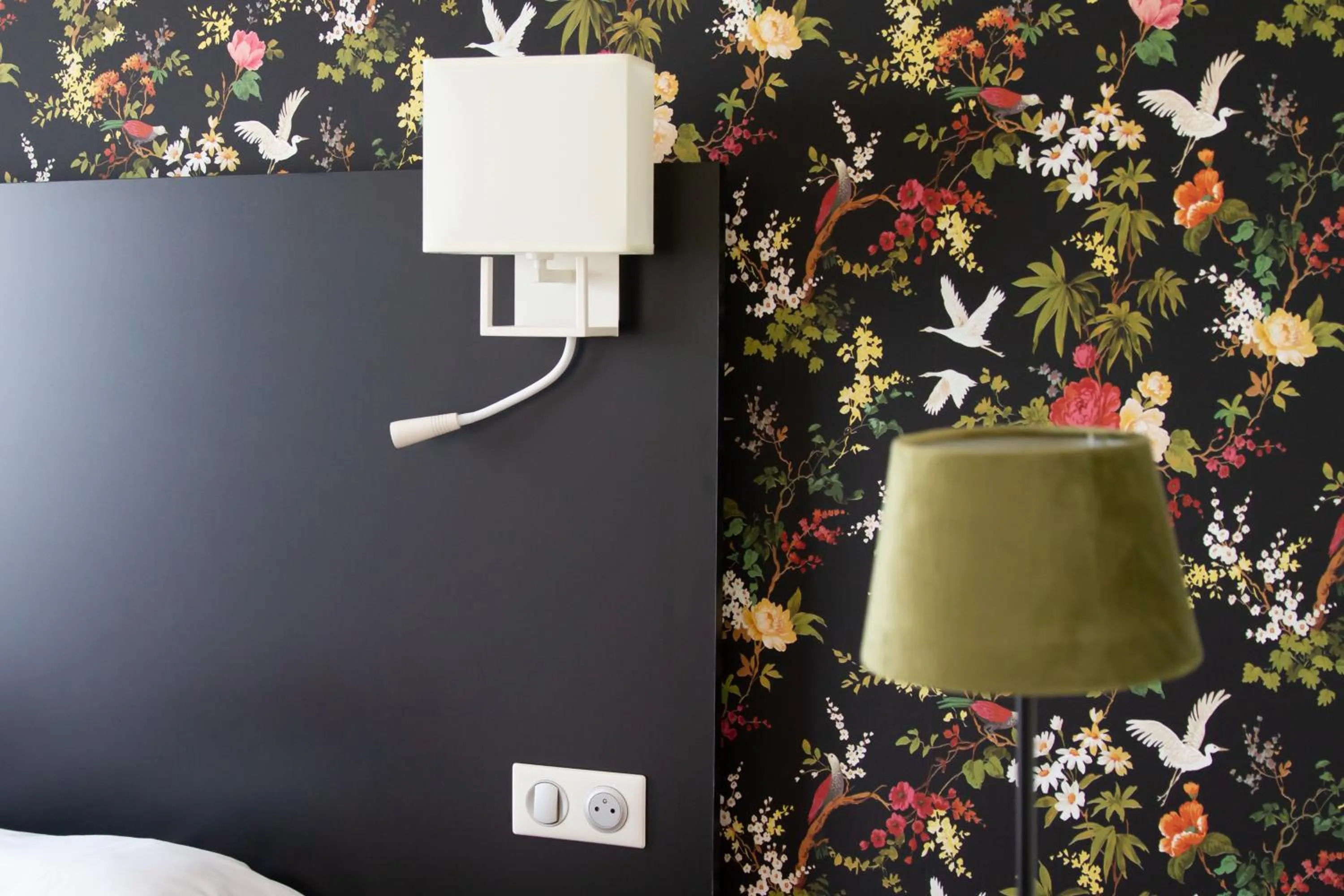 Decorative detail in Brit Hotel Europ Bergerac