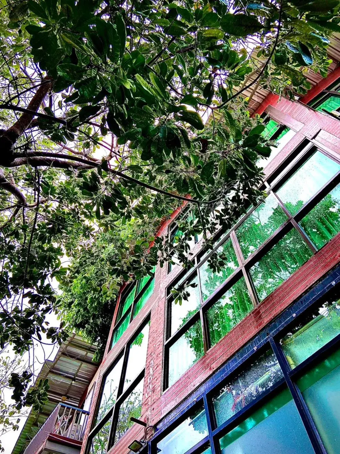 Property building in A Plus Deluxe Hotel Property building in A Plus Deluxe Hotel