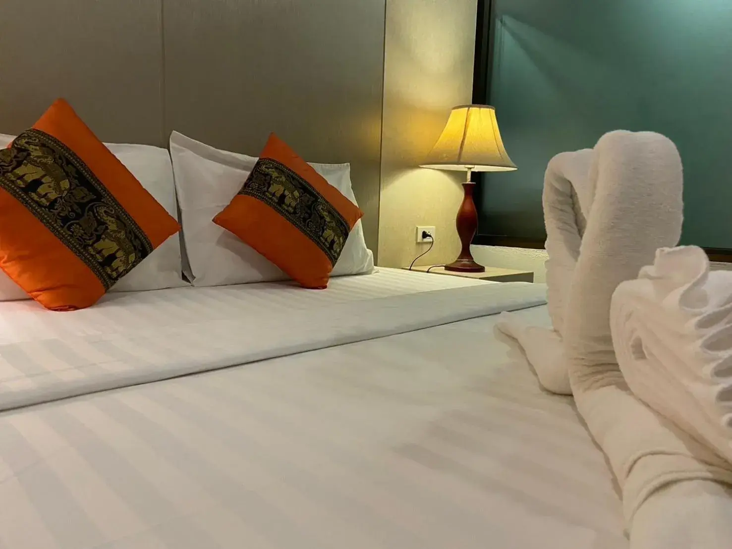 Bed in A Plus Deluxe Hotel Bed in A Plus Deluxe Hotel