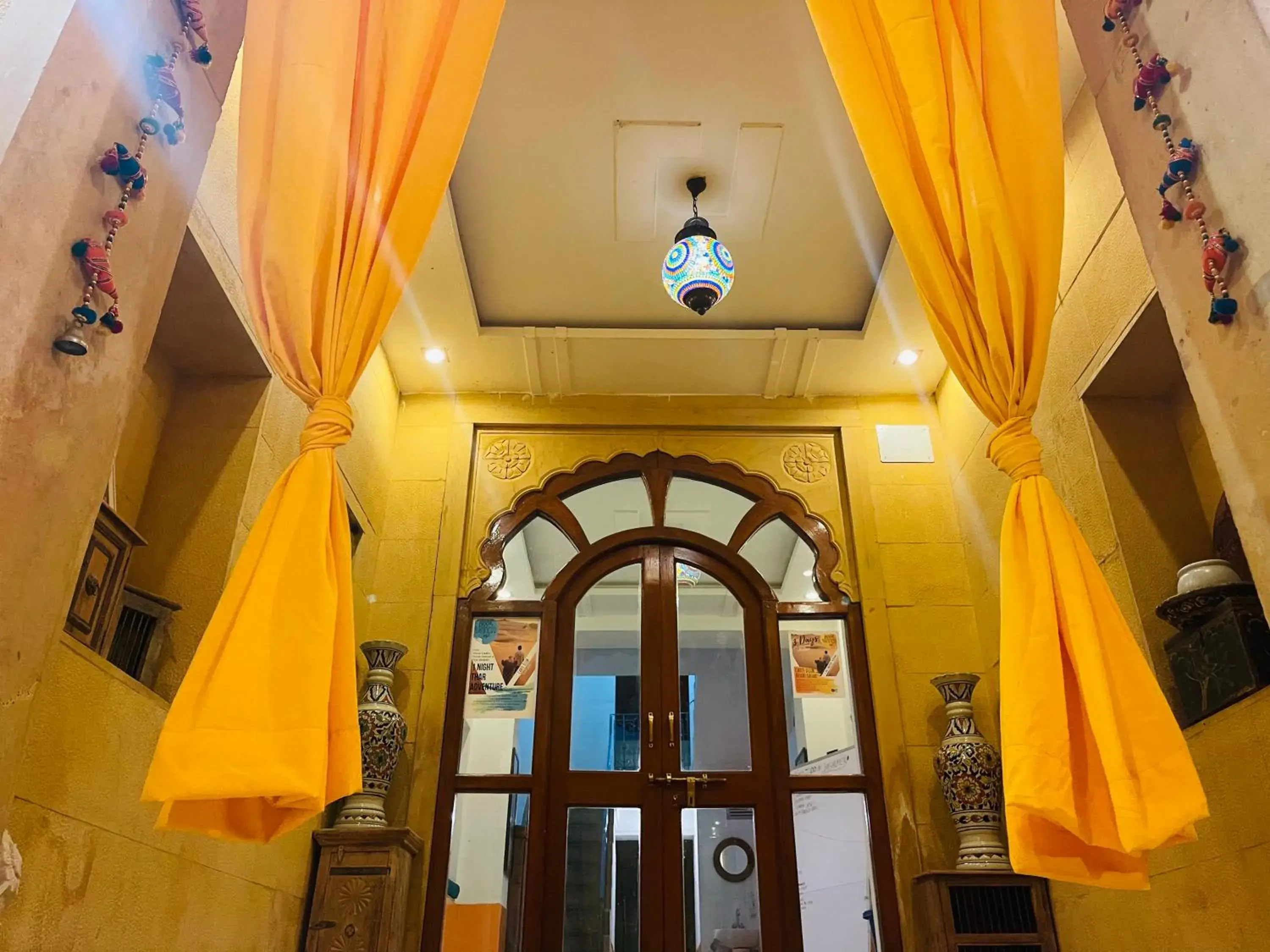 Lobby or reception in Jaisalmer Hostel Crowd Lobby or reception in Jaisalmer Hostel Crowd