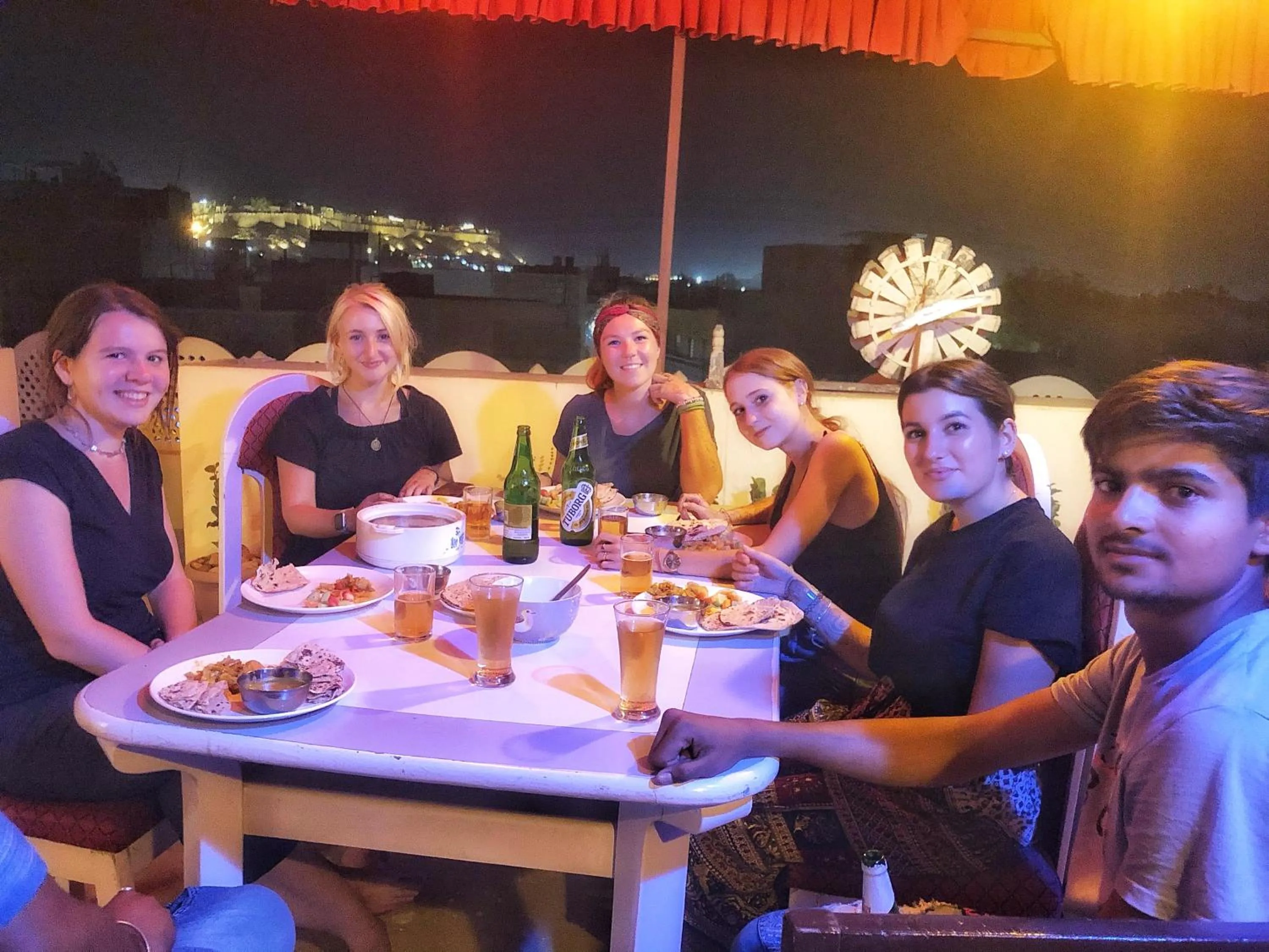 Restaurant/places to eat in Jaisalmer Hostel Crowd