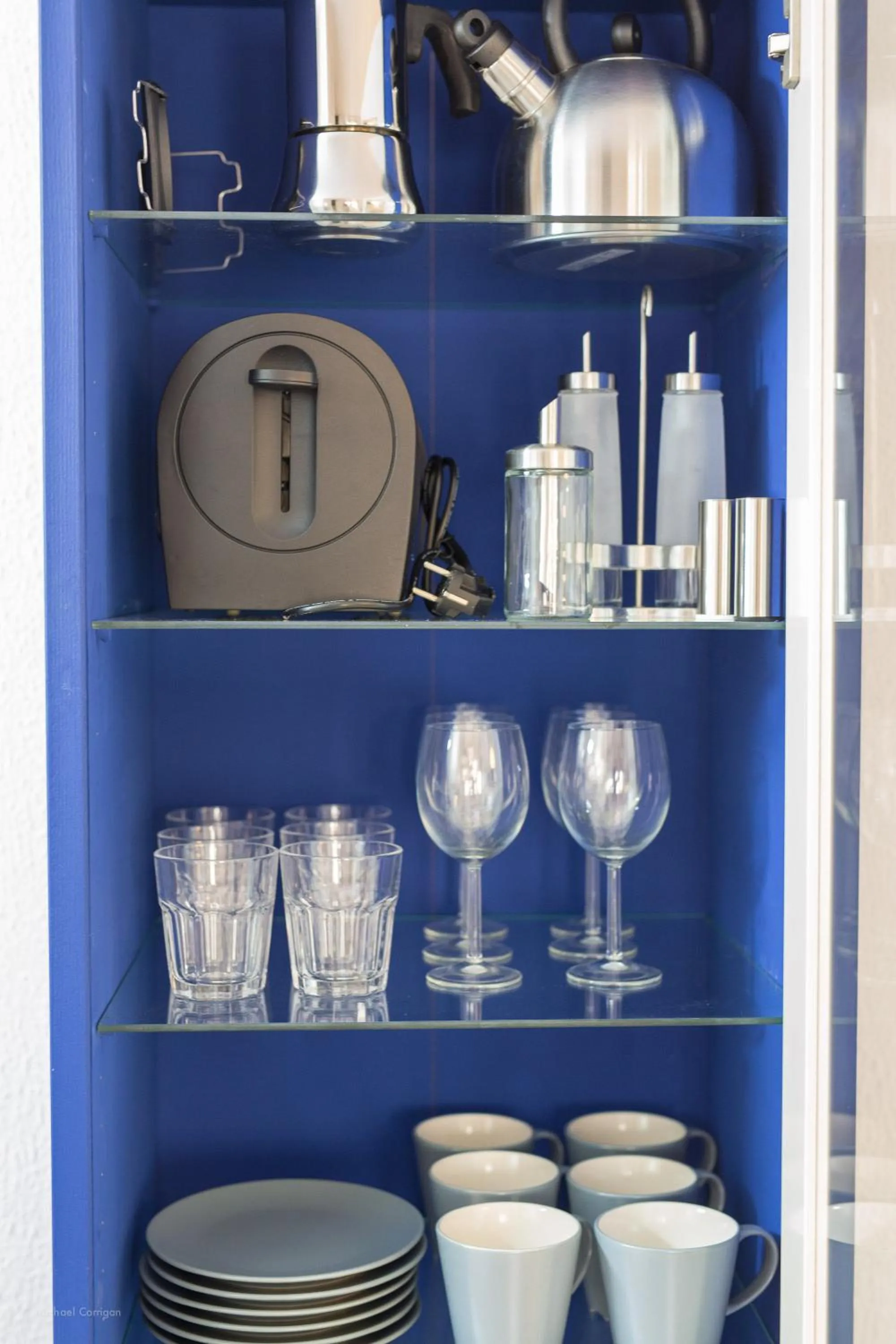 Coffee/tea facilities in Apartamentos Los Cantaros