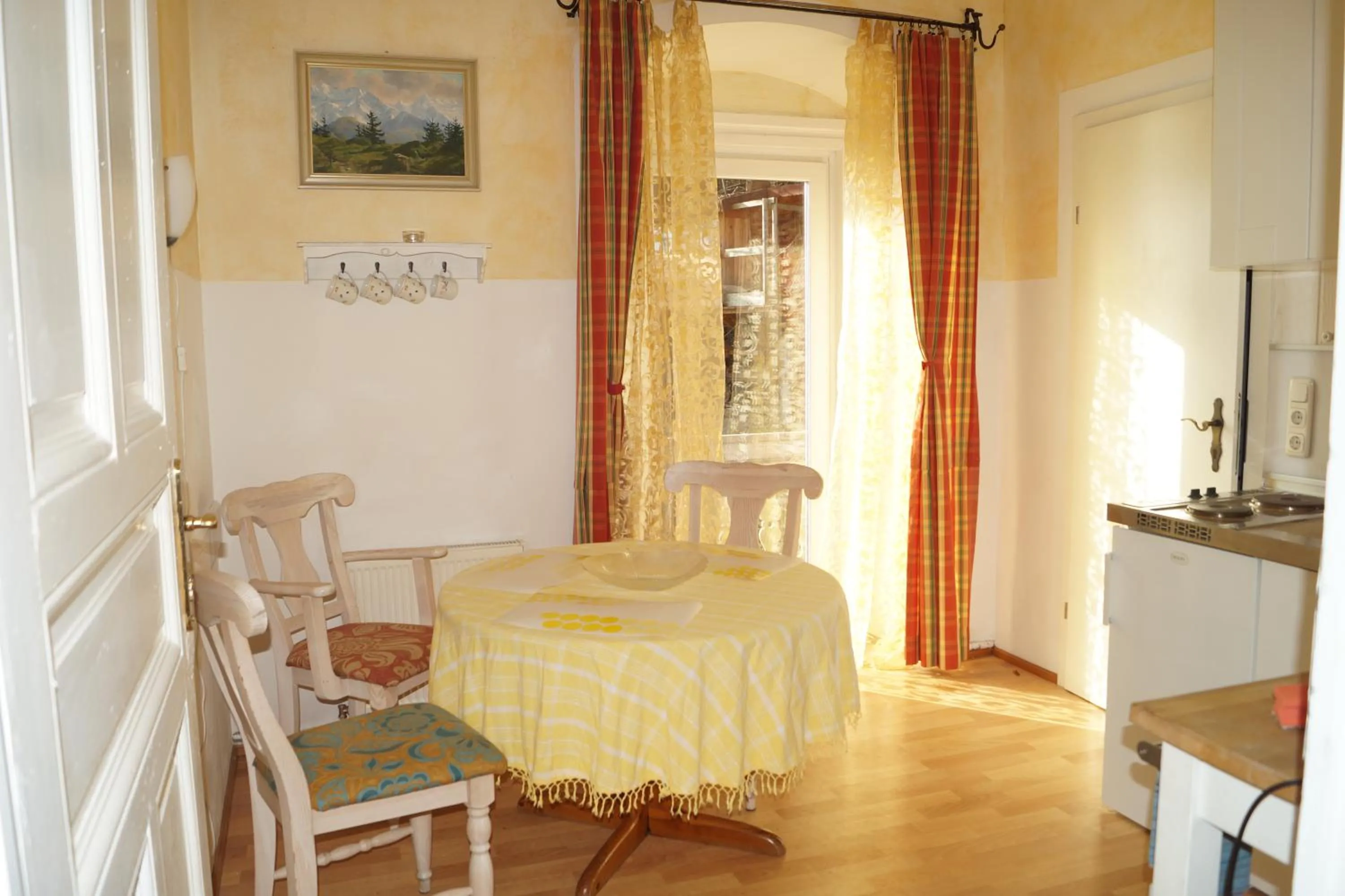 Photo of the whole room in Appartement Harrer