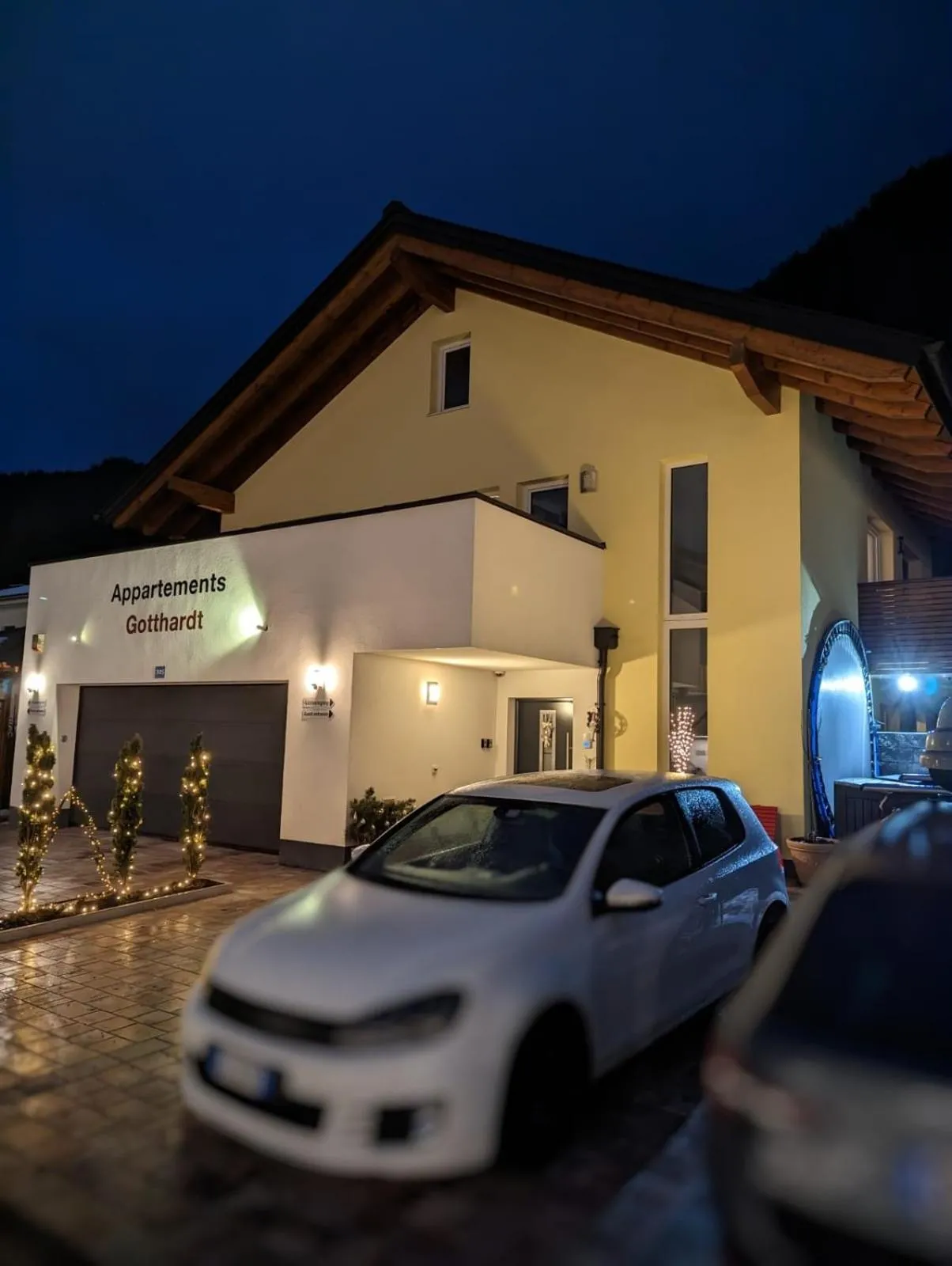 Property building in Appartements Gotthardt