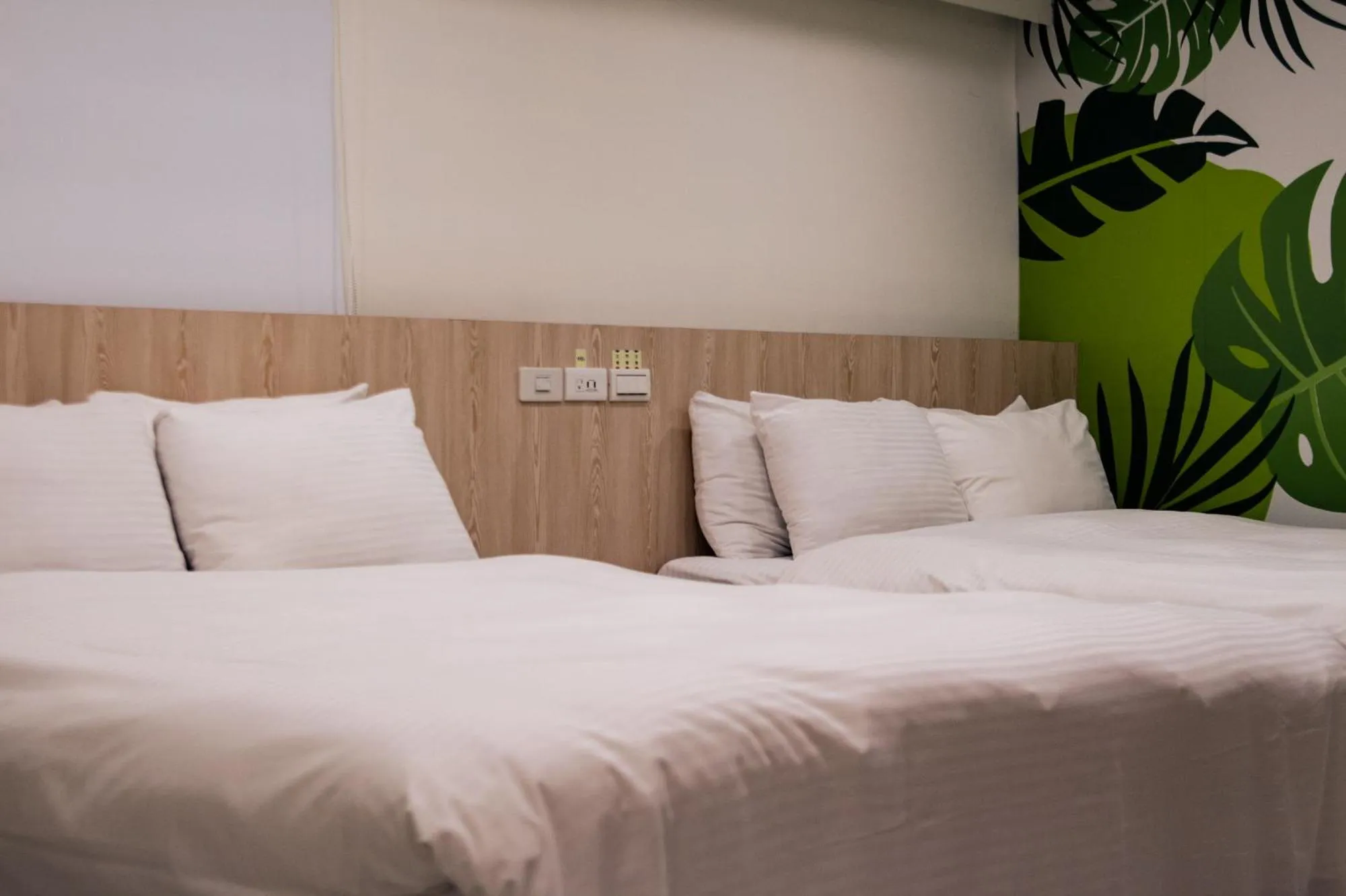 Bed in Beethoven Express Hotel