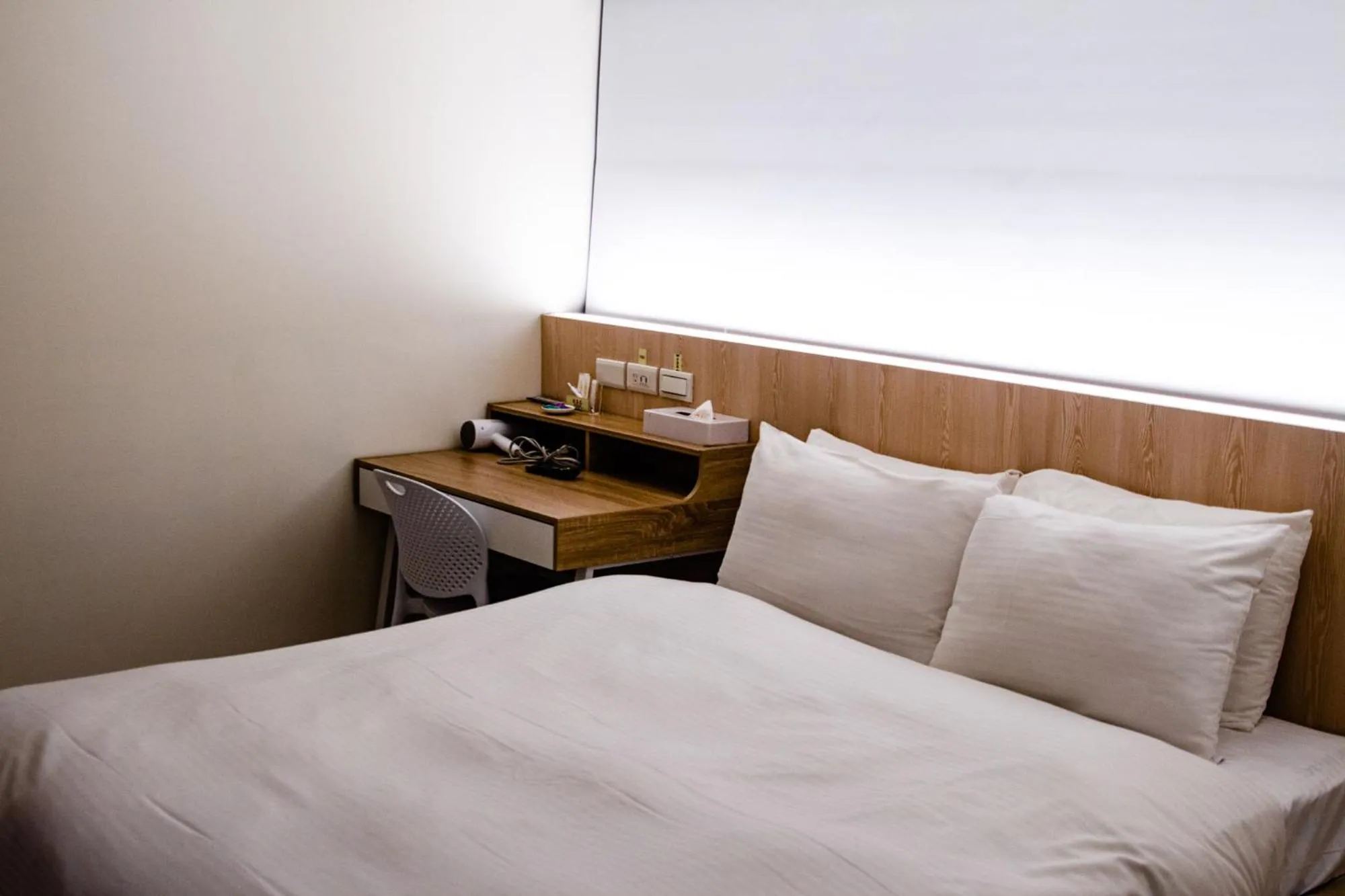 Bed in Beethoven Express Hotel