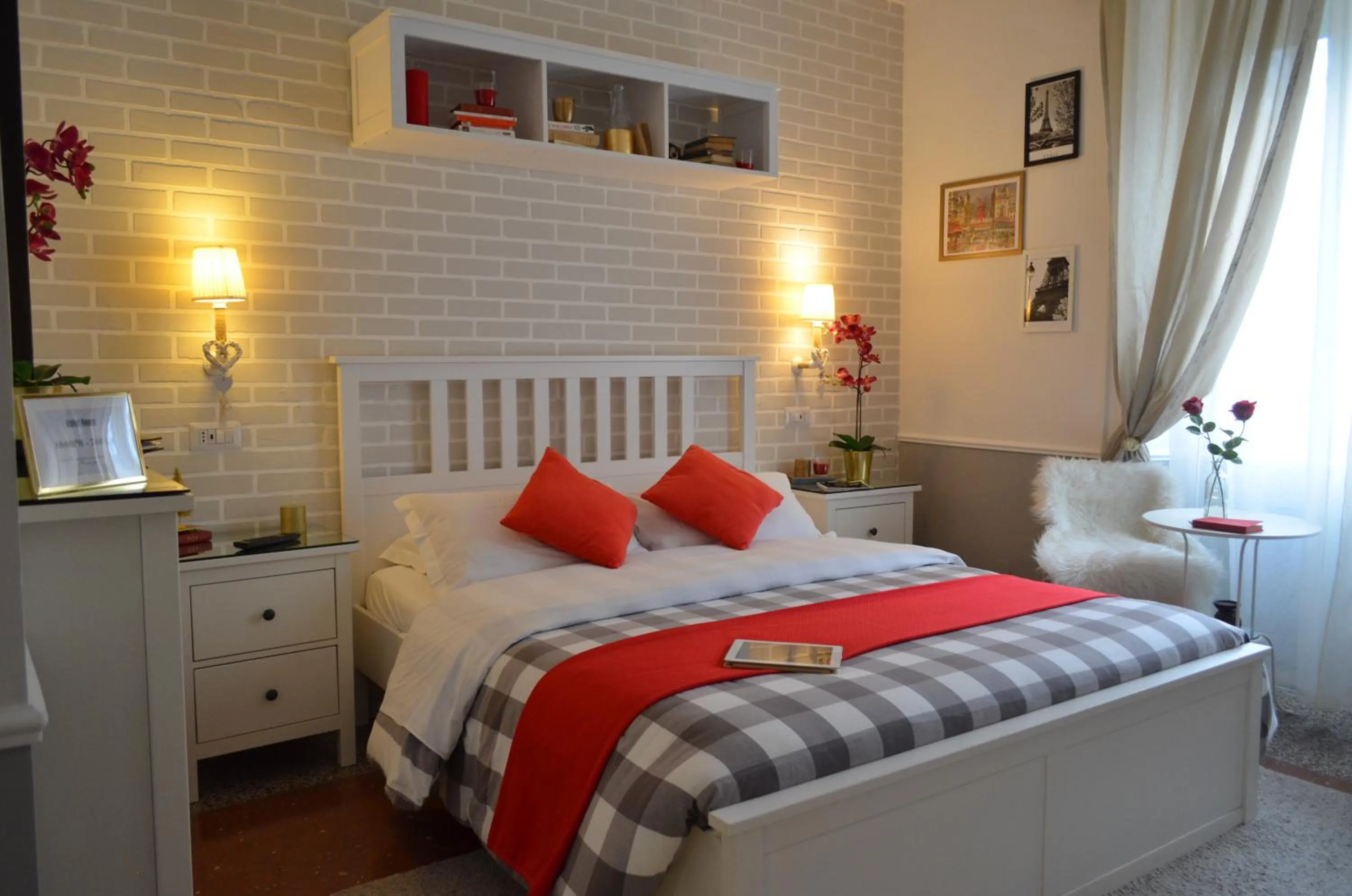 Bed in Moonlight Inn Guesthouse