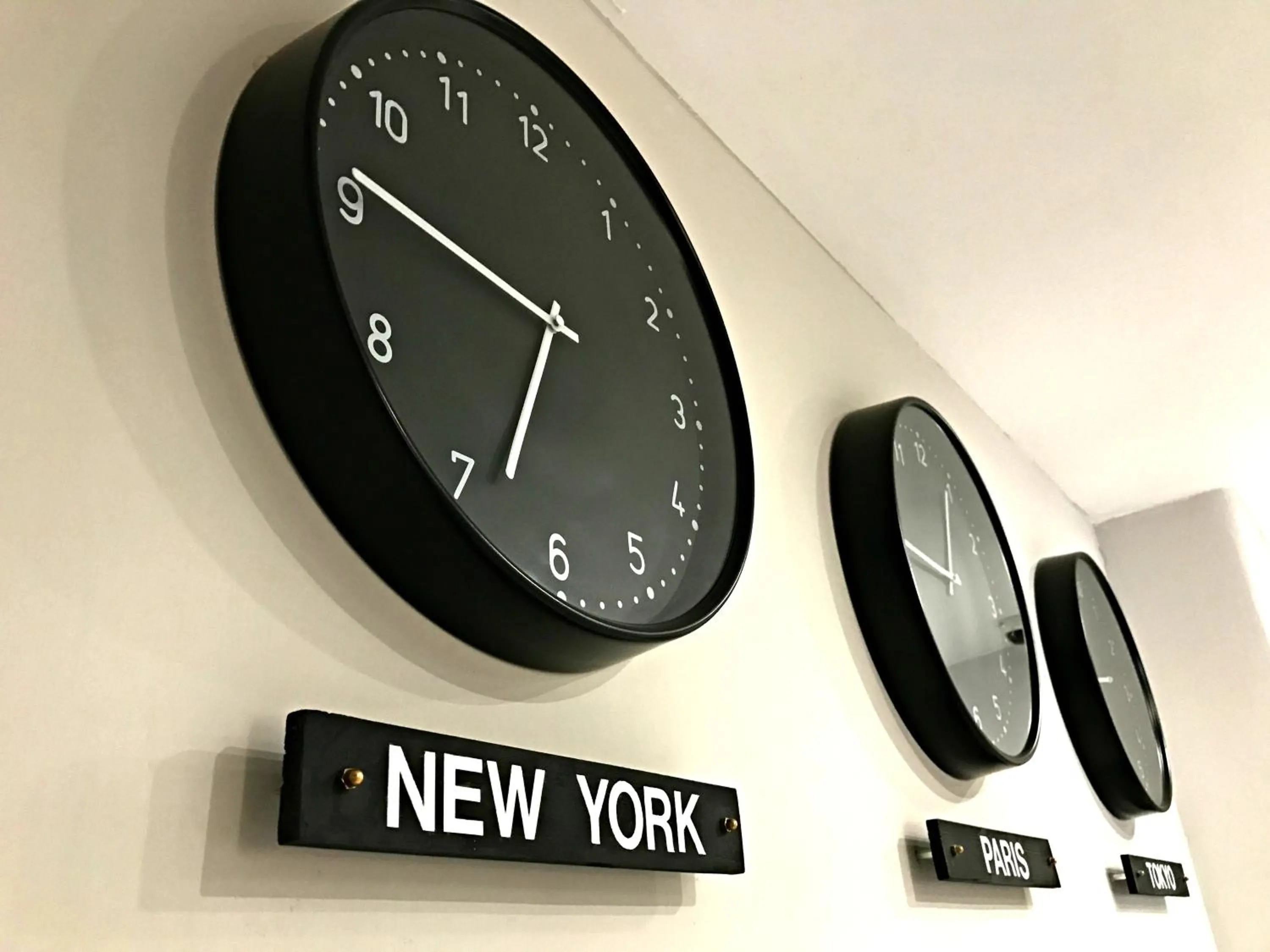 Property logo or sign in Moonlight Inn Guesthouse