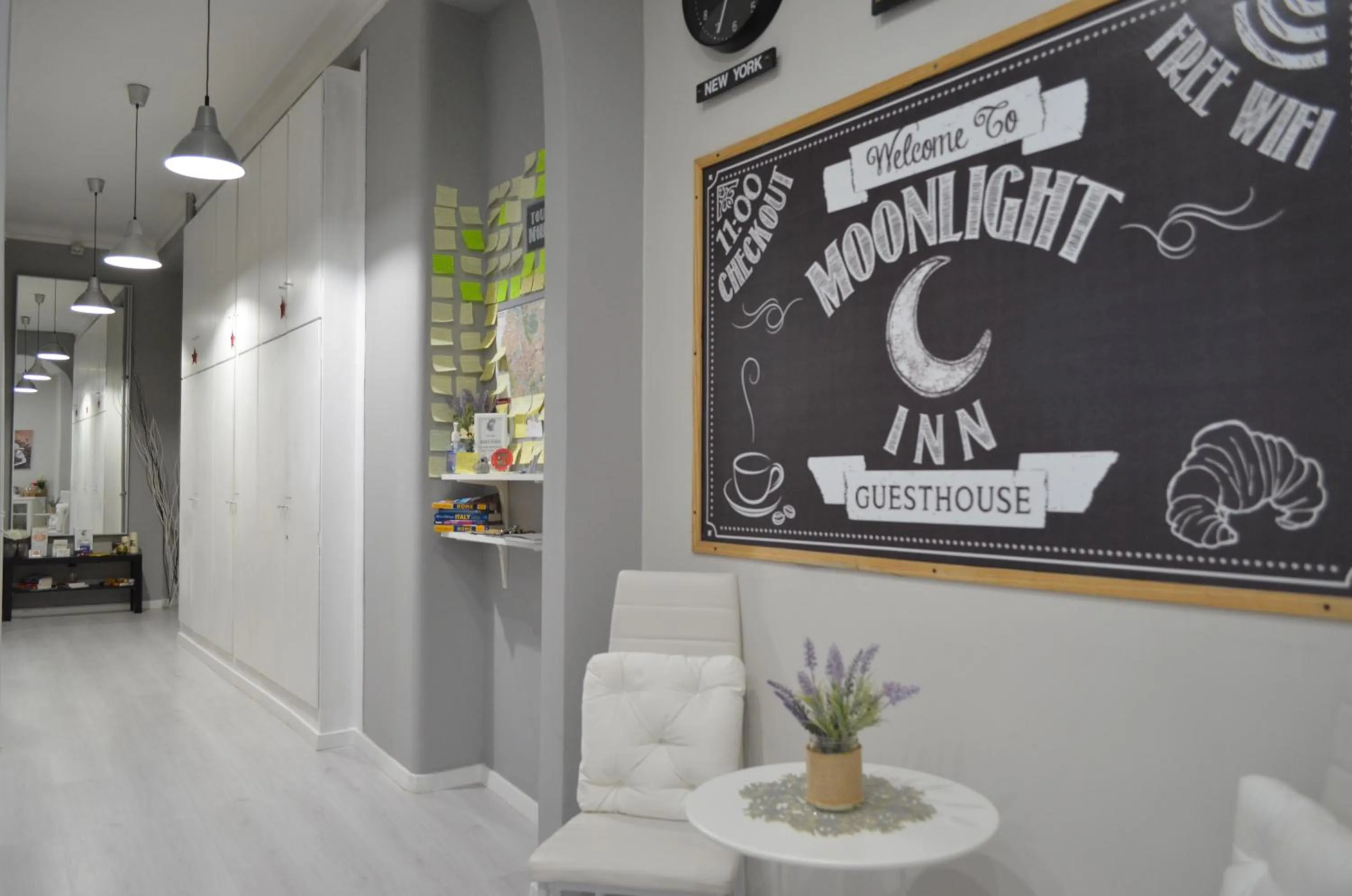 Moonlight Inn Guesthouse