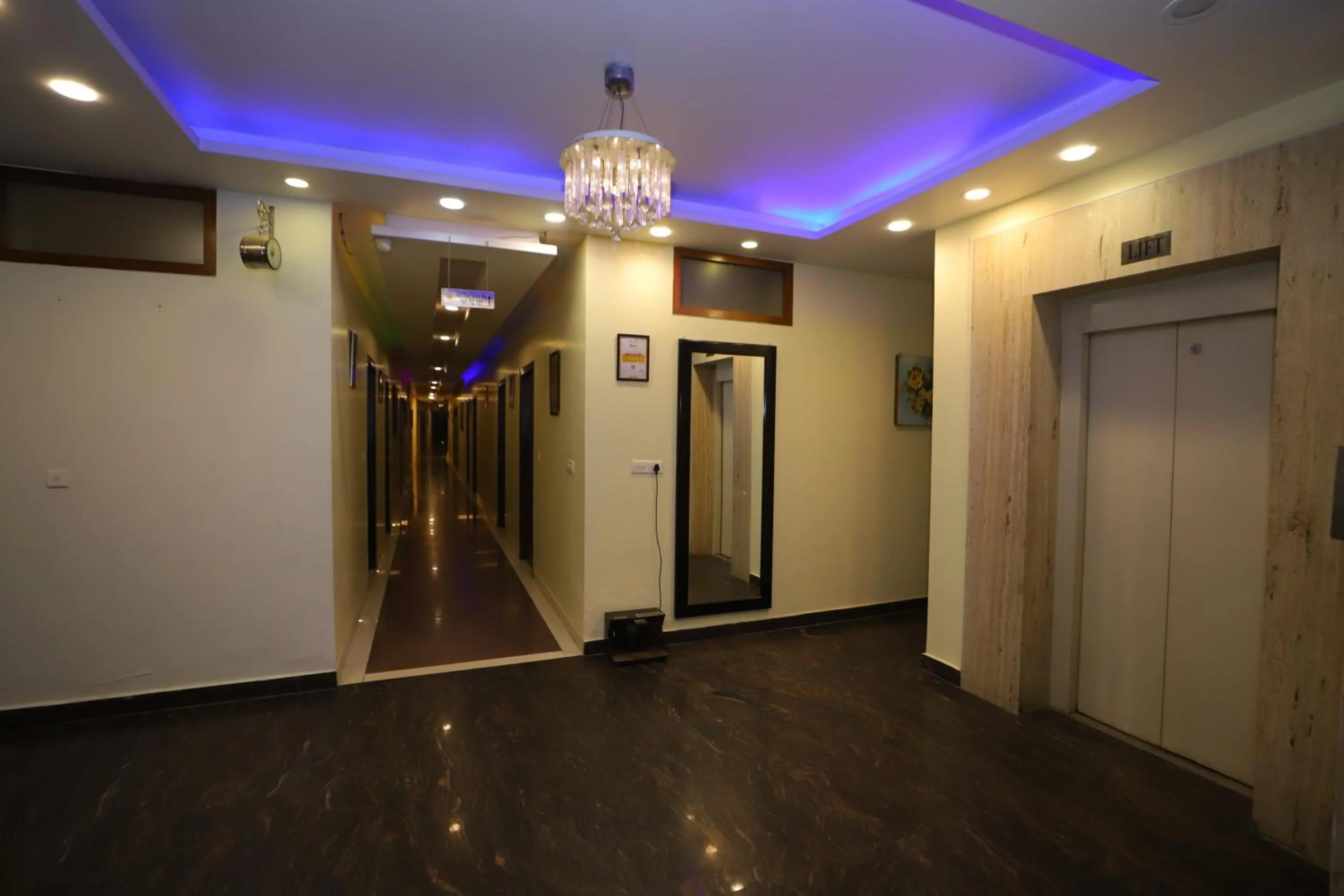 Lobby or reception in JM Vistaraa