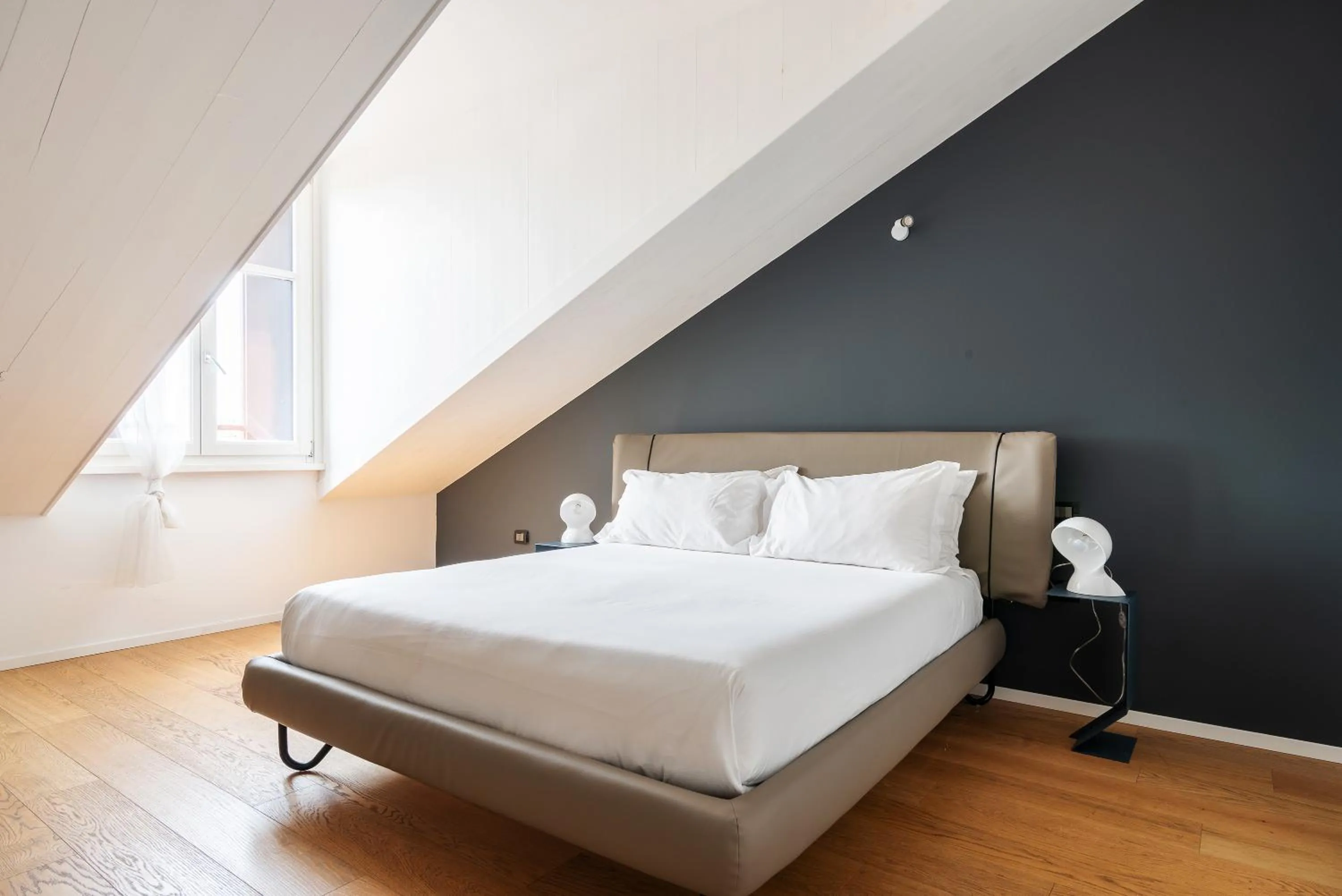 Bedroom, Bed in easyhomes - Brera Luxury Suites