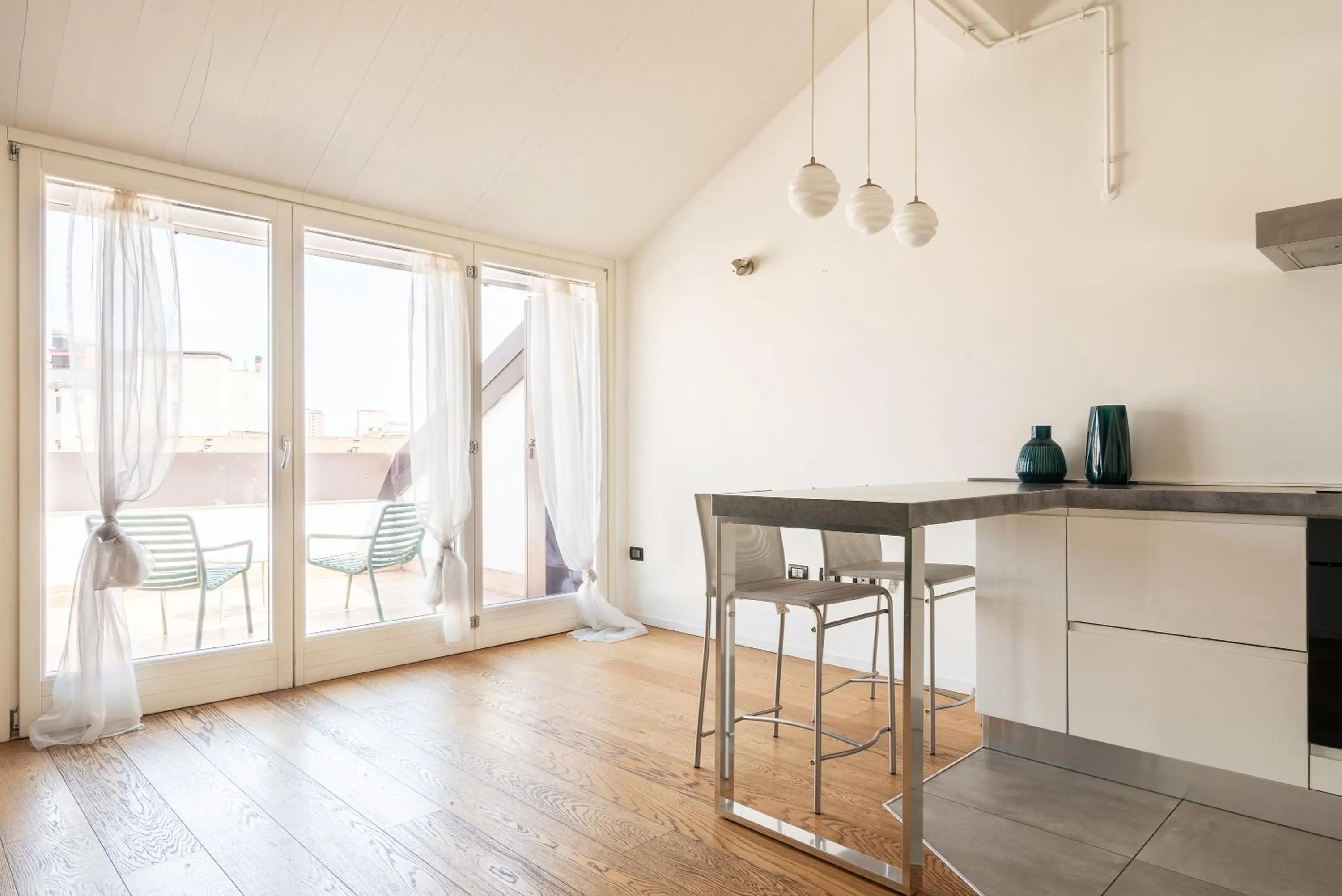 easyhomes - Brera Luxury Suites