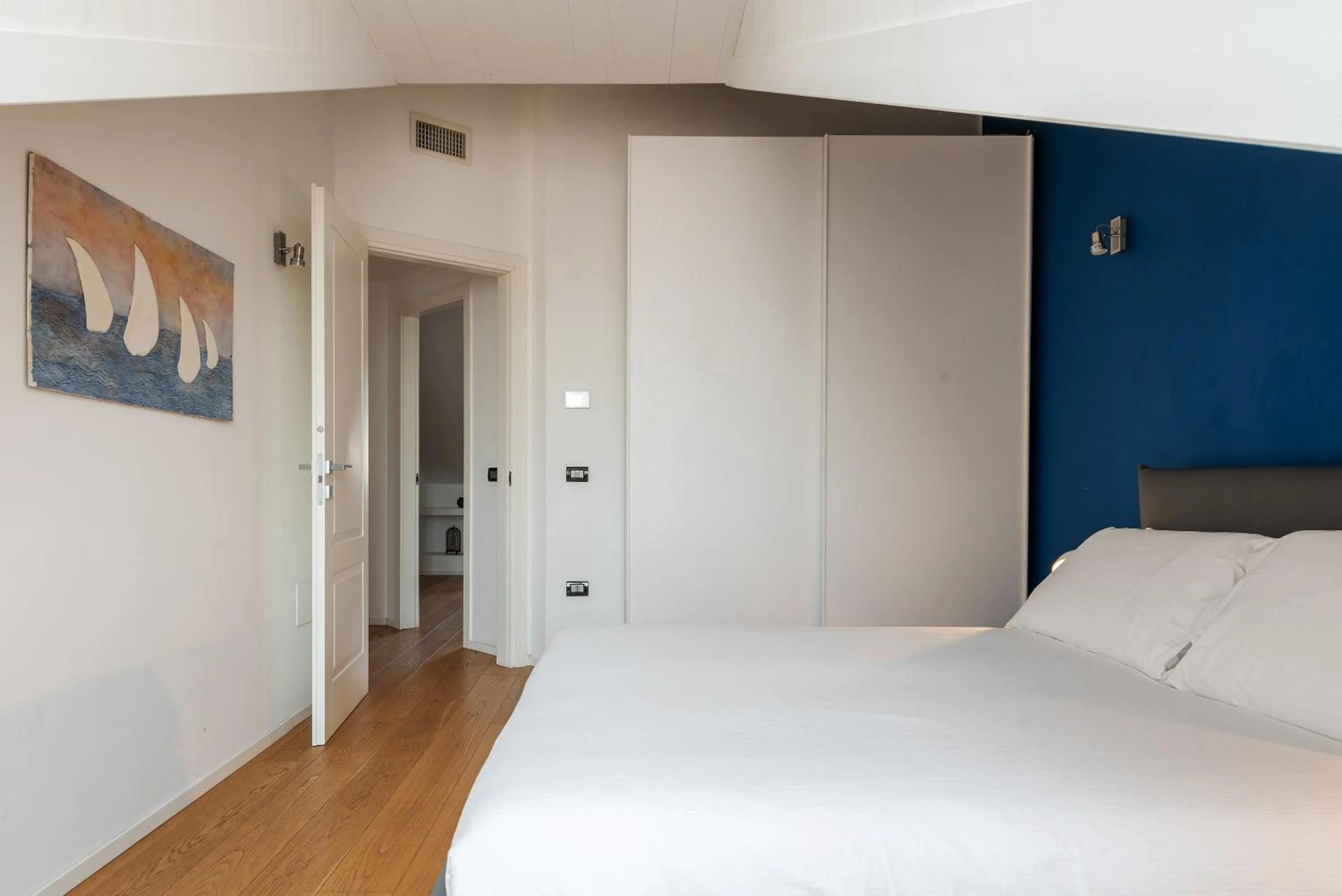 Bed in easyhomes - Brera Luxury Suites