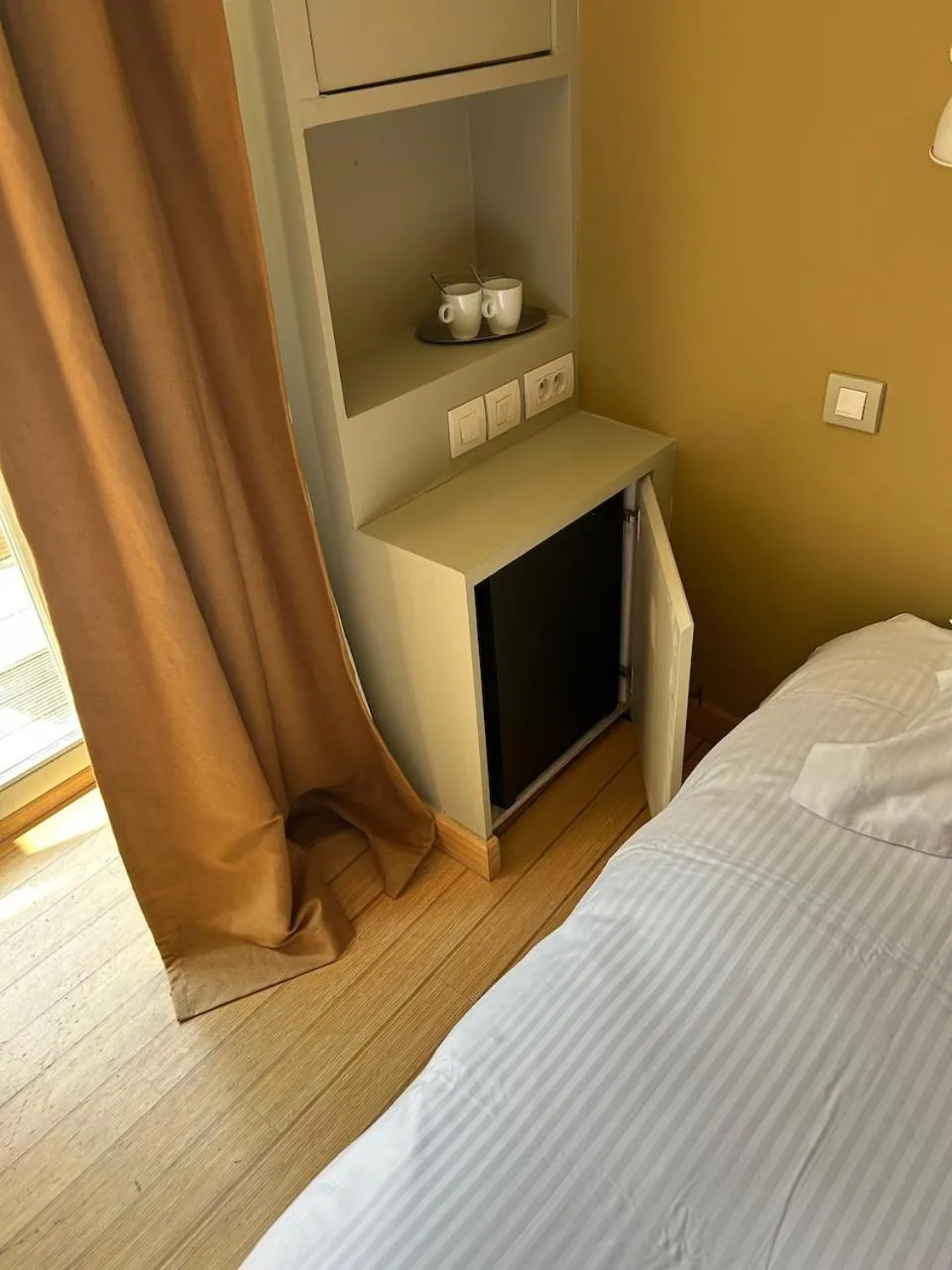 Bed in Hotel Salvators