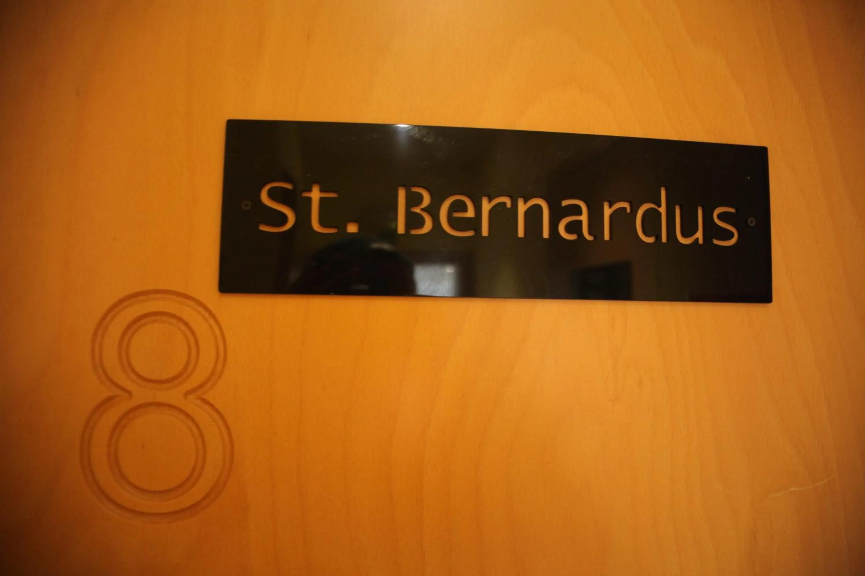 Logo/Certificate/Sign in Hotel Salvators