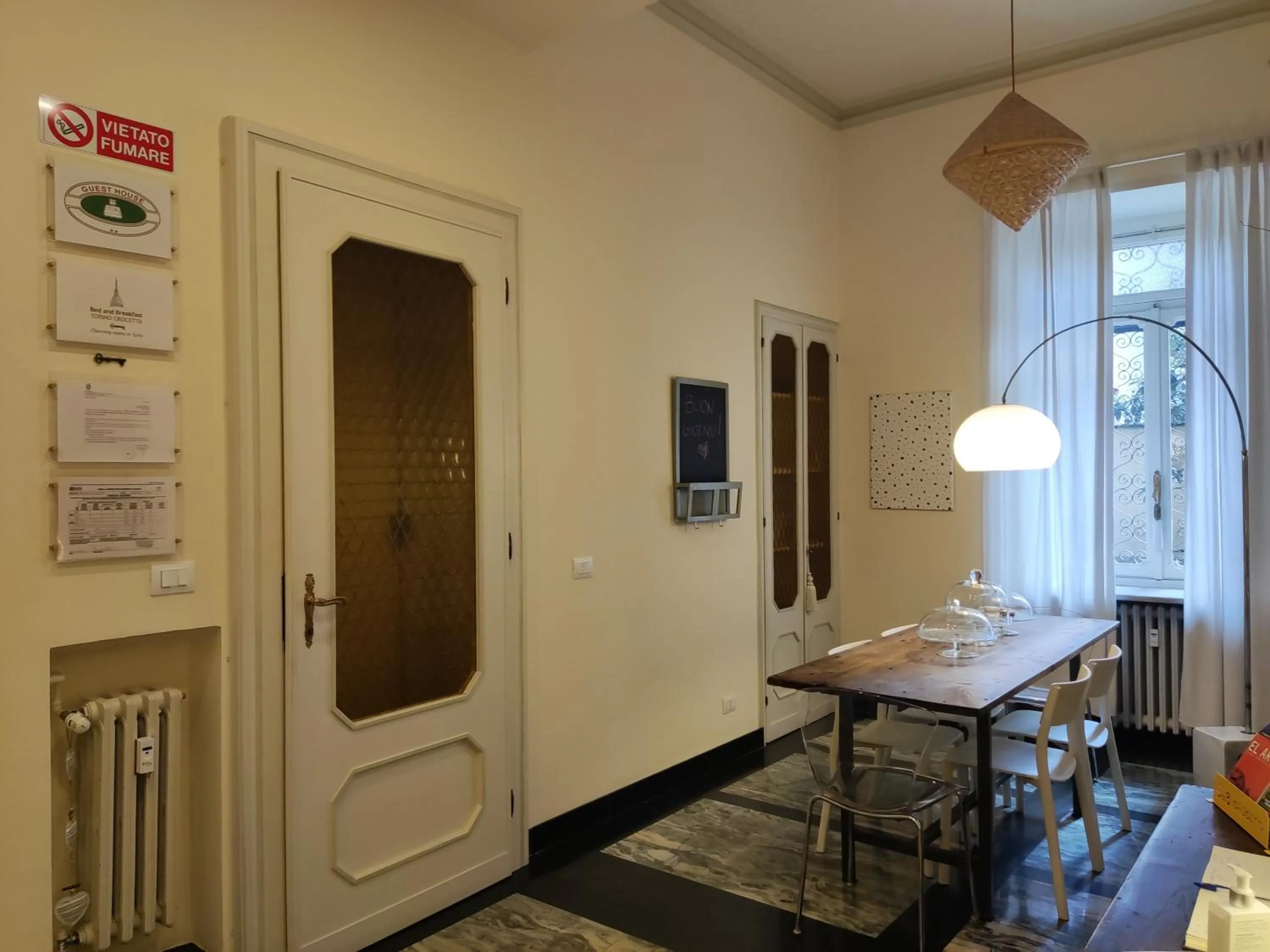 Living room in B&B Torino Crocetta