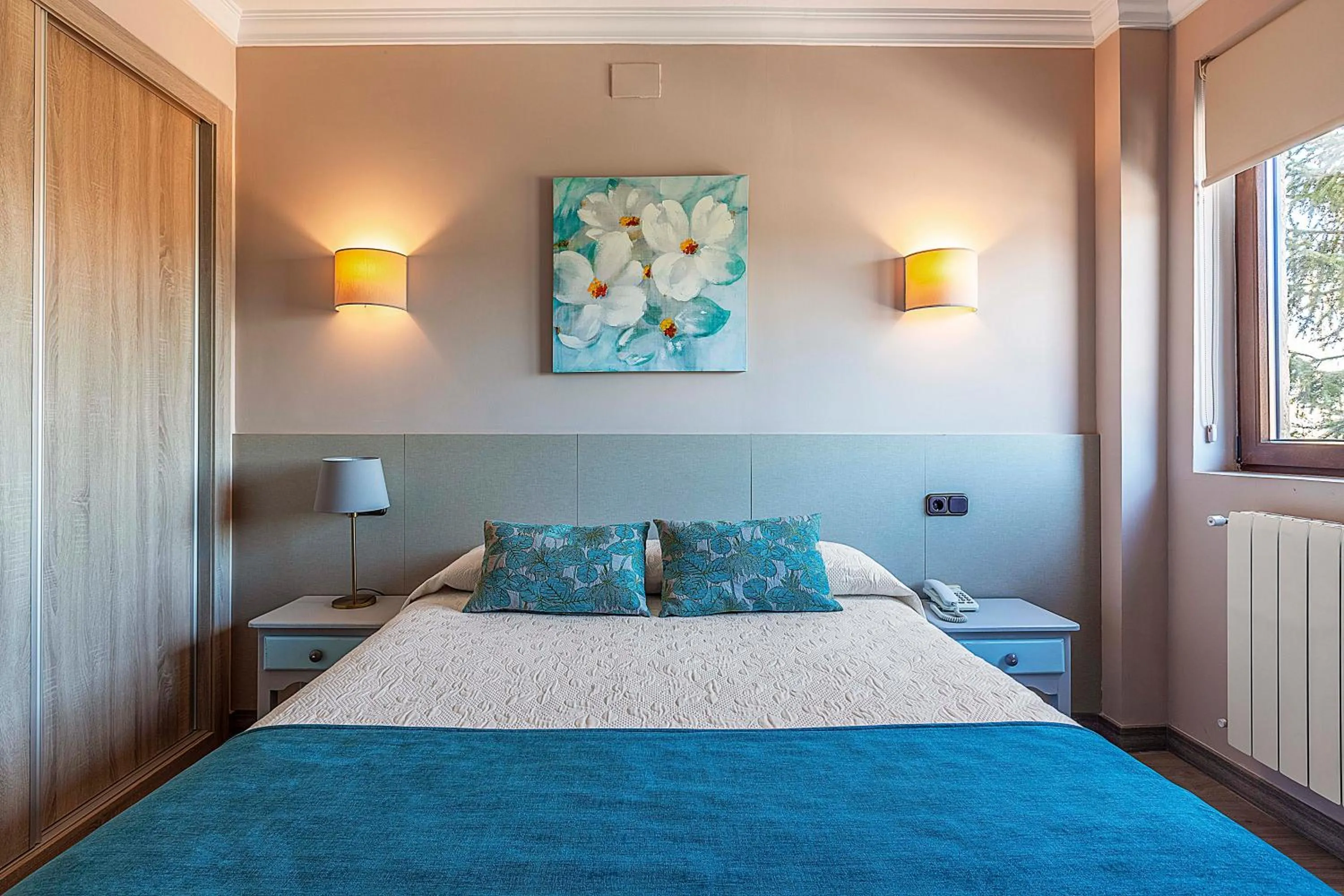 Bedroom in Hotel Sulayr