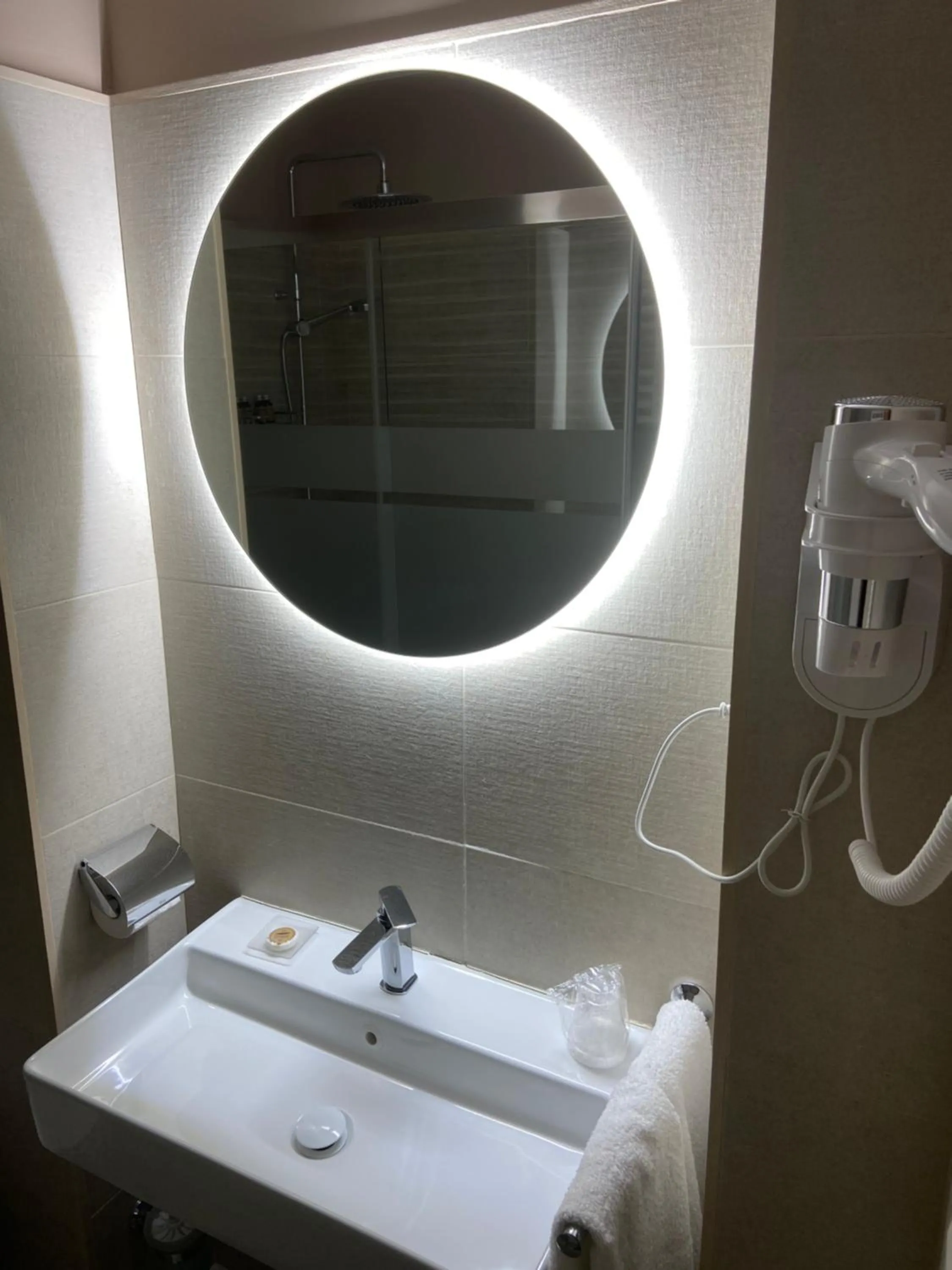 Bathroom in Hotel Sulayr