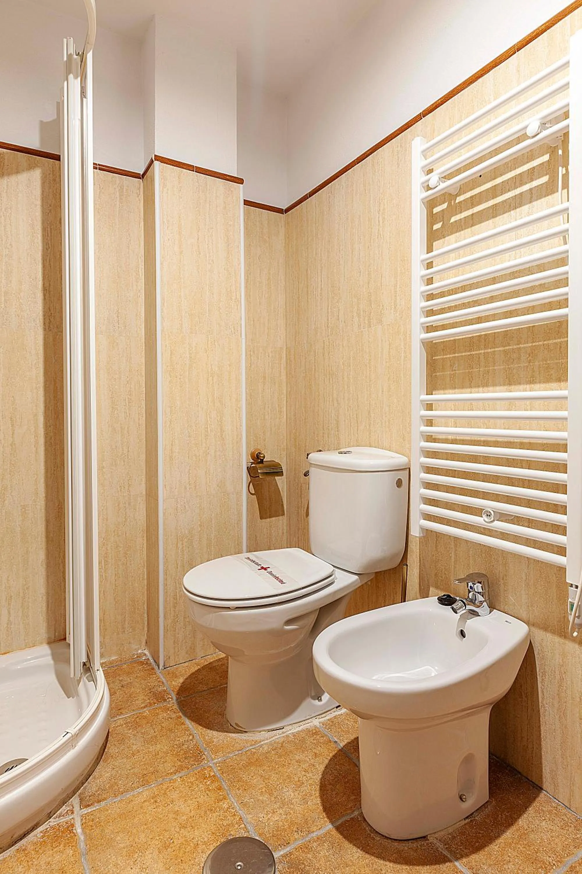 Bathroom in Hotel Sulayr