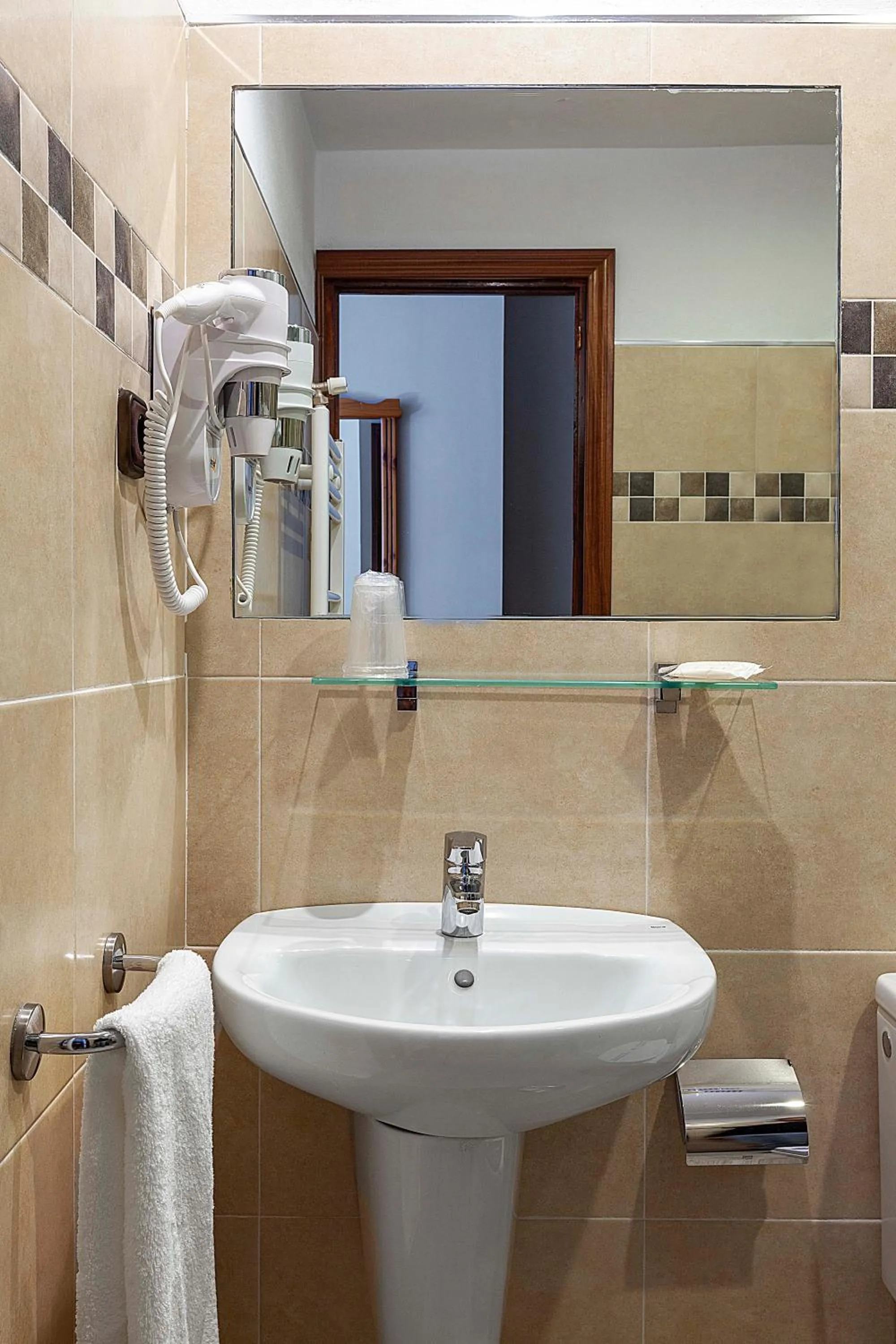 Bathroom in Hotel Sulayr