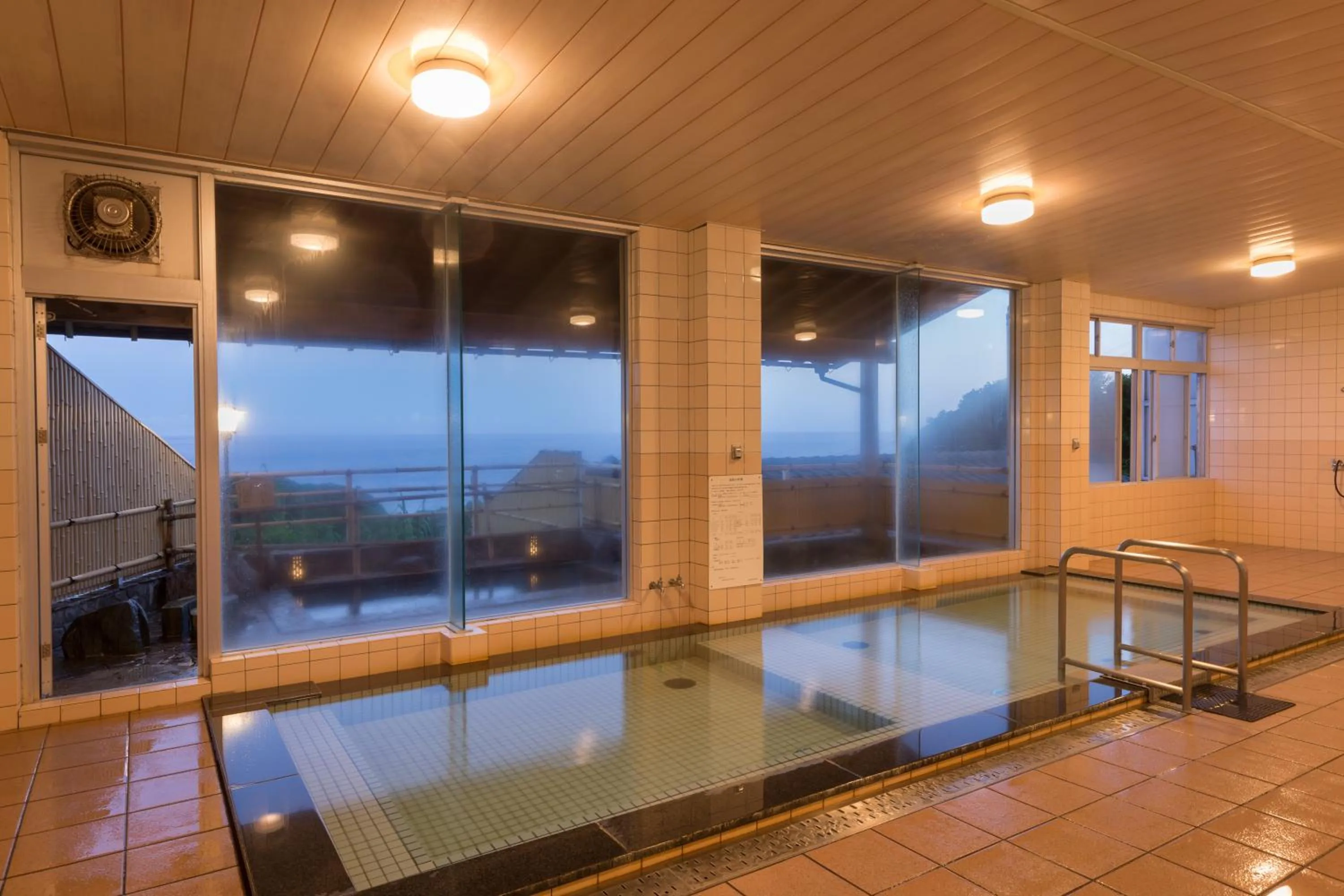 Bathroom in Ashizuri Kokusai Hotel