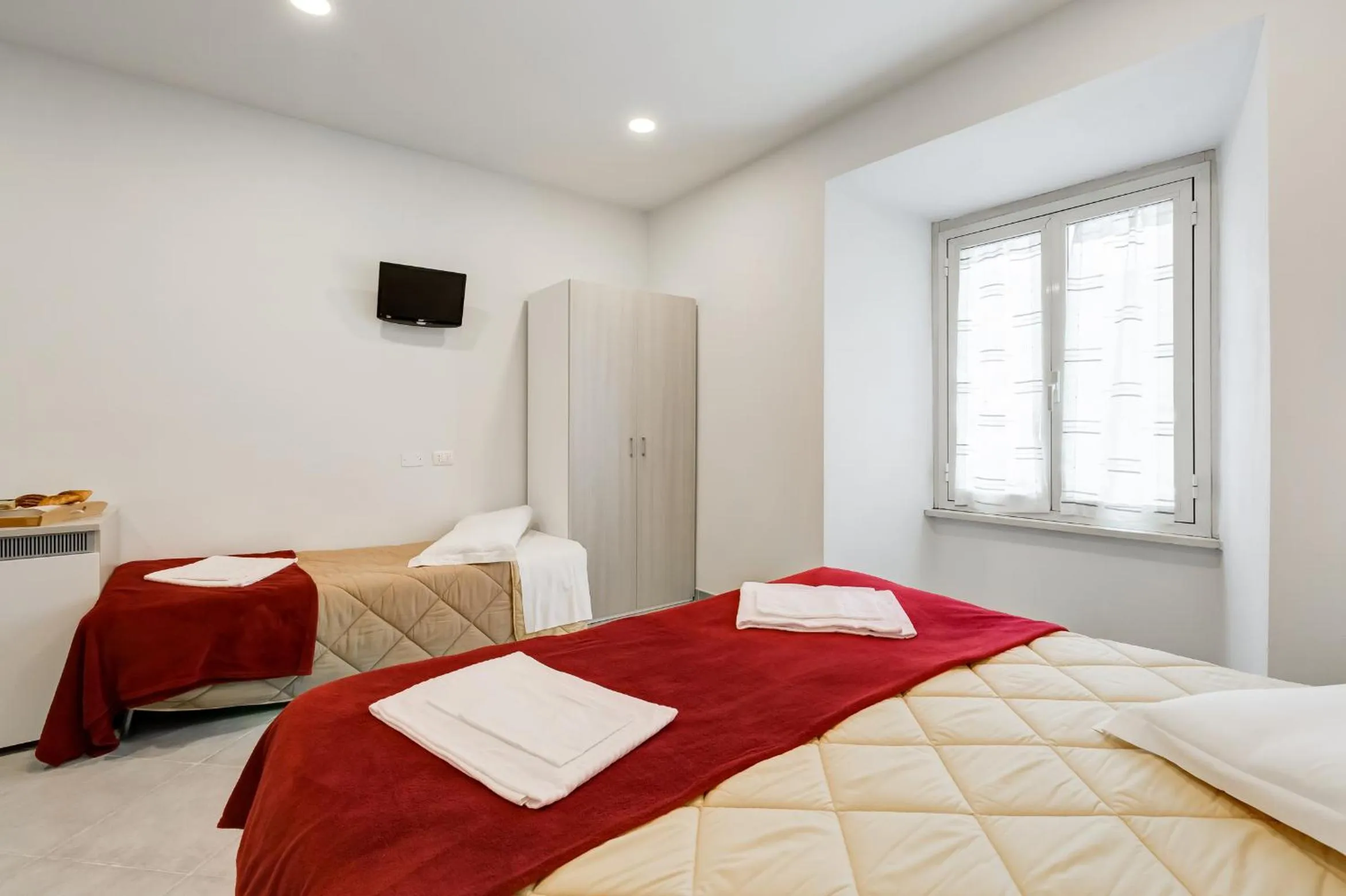 Bed in Wonderful Time Rome