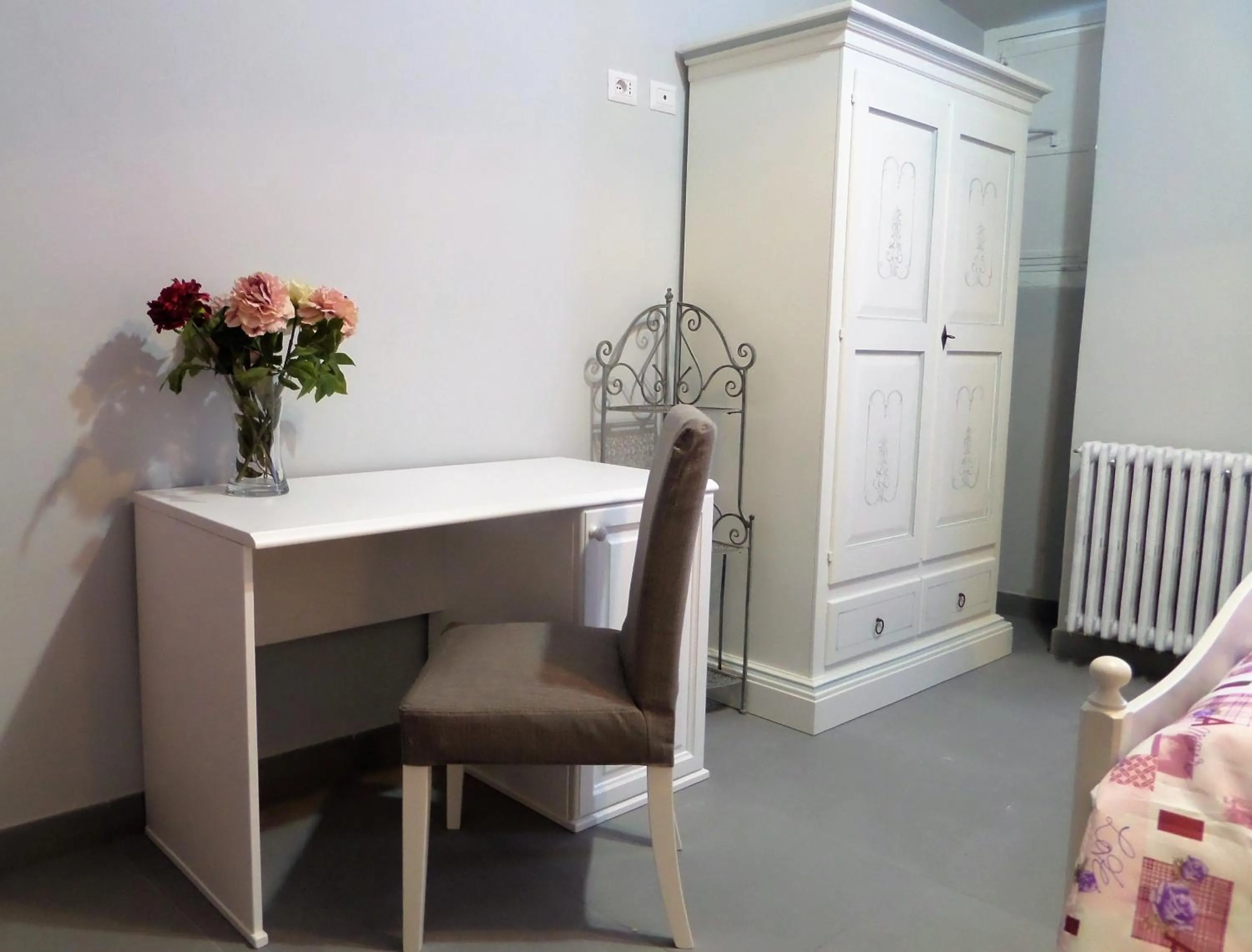 Photo of the whole room in 325 Rooms ai Fori