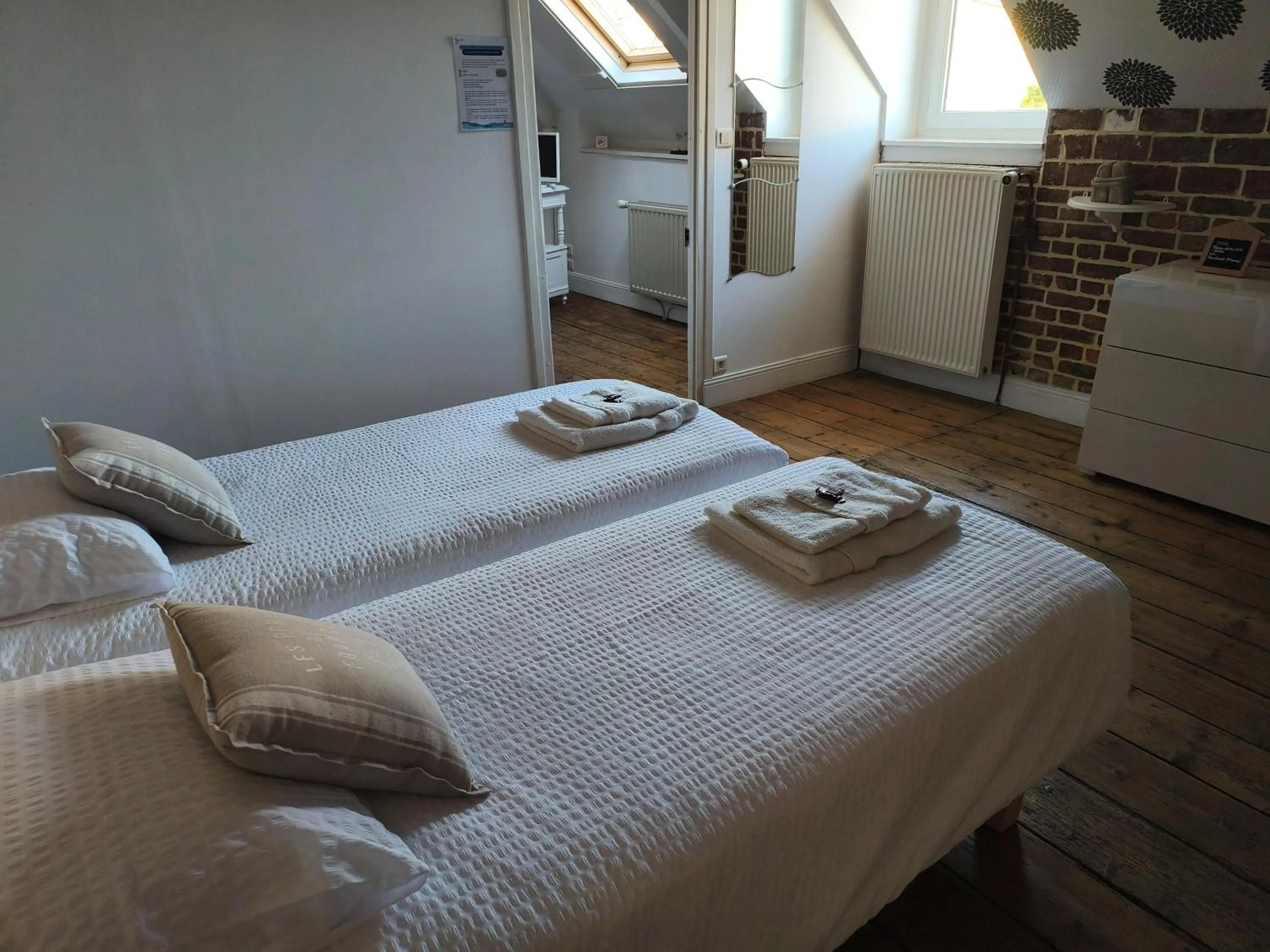 Bed in Chambres d'hôtes Atypik