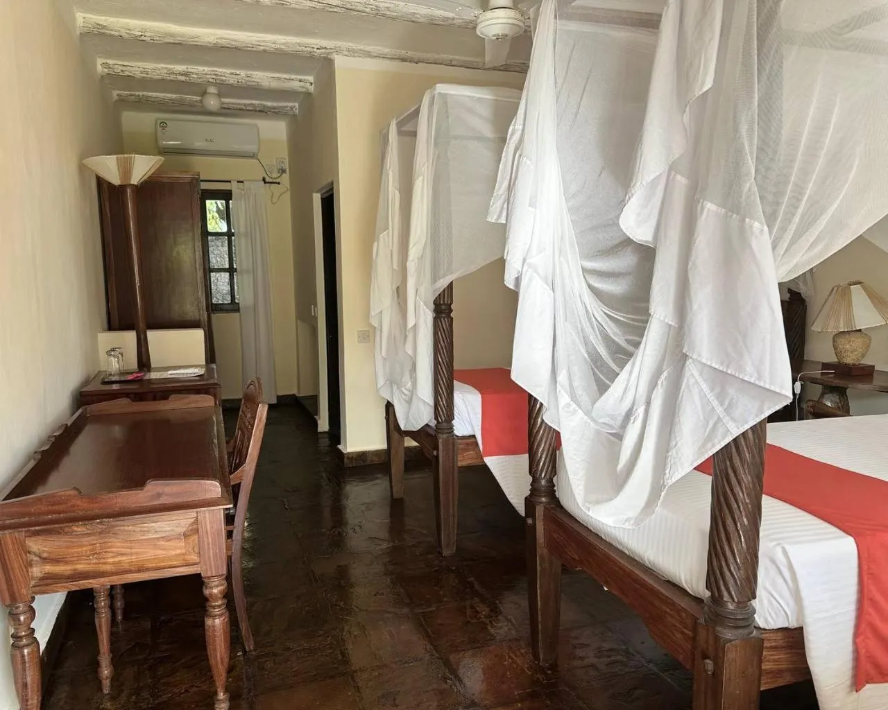 Bed in Blue Bay Village