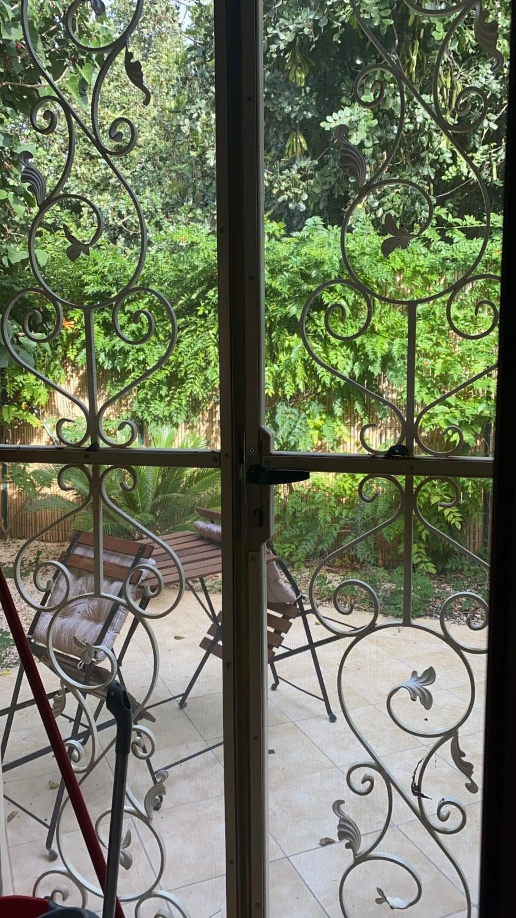 Abbraccio del Carrubo