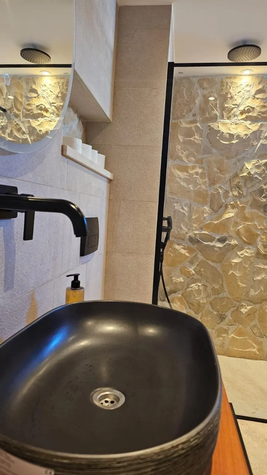 Bathroom in Loft in Ismaelli Palace Korcula