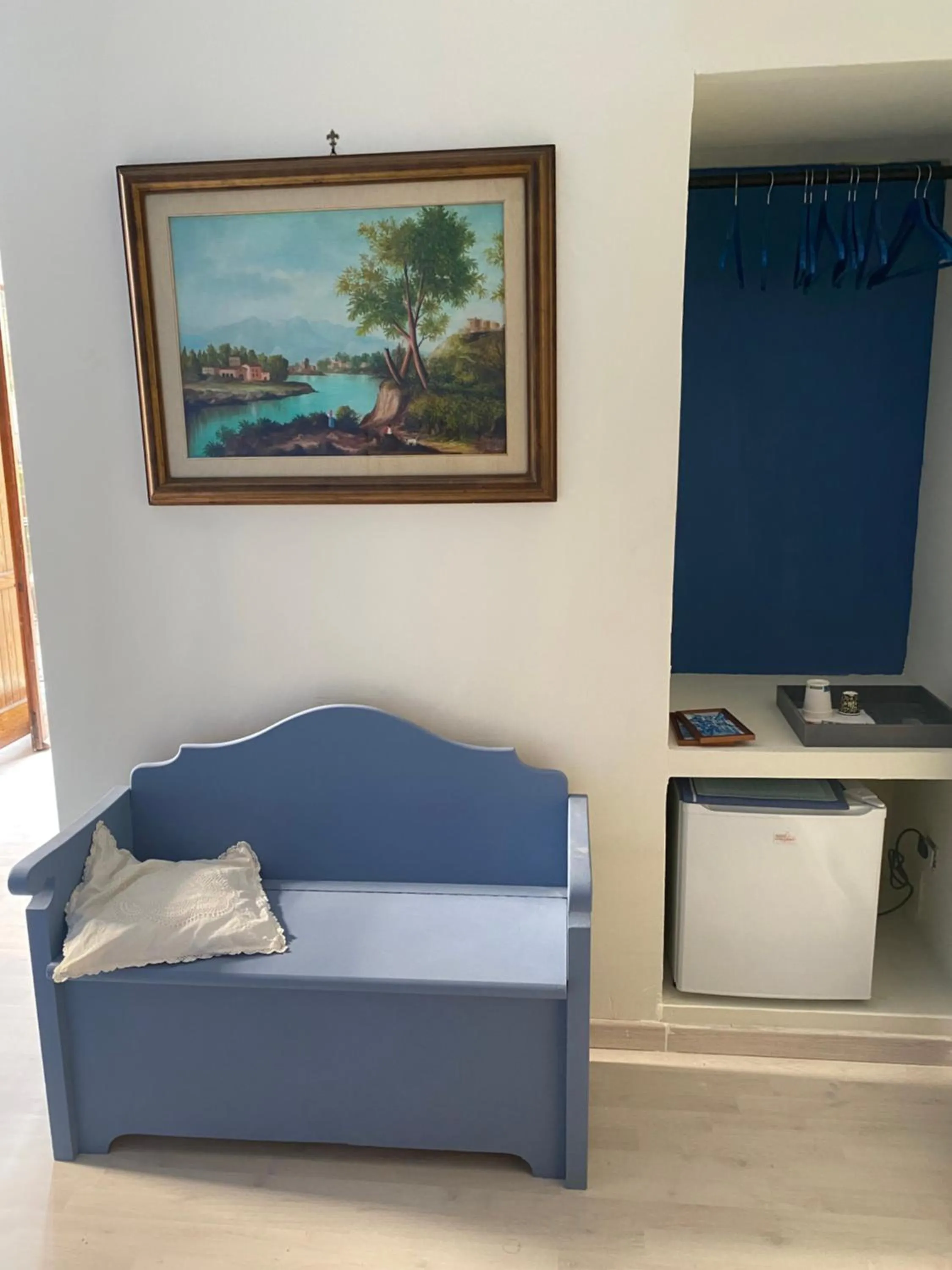 wardrobe in B&B Il Nido