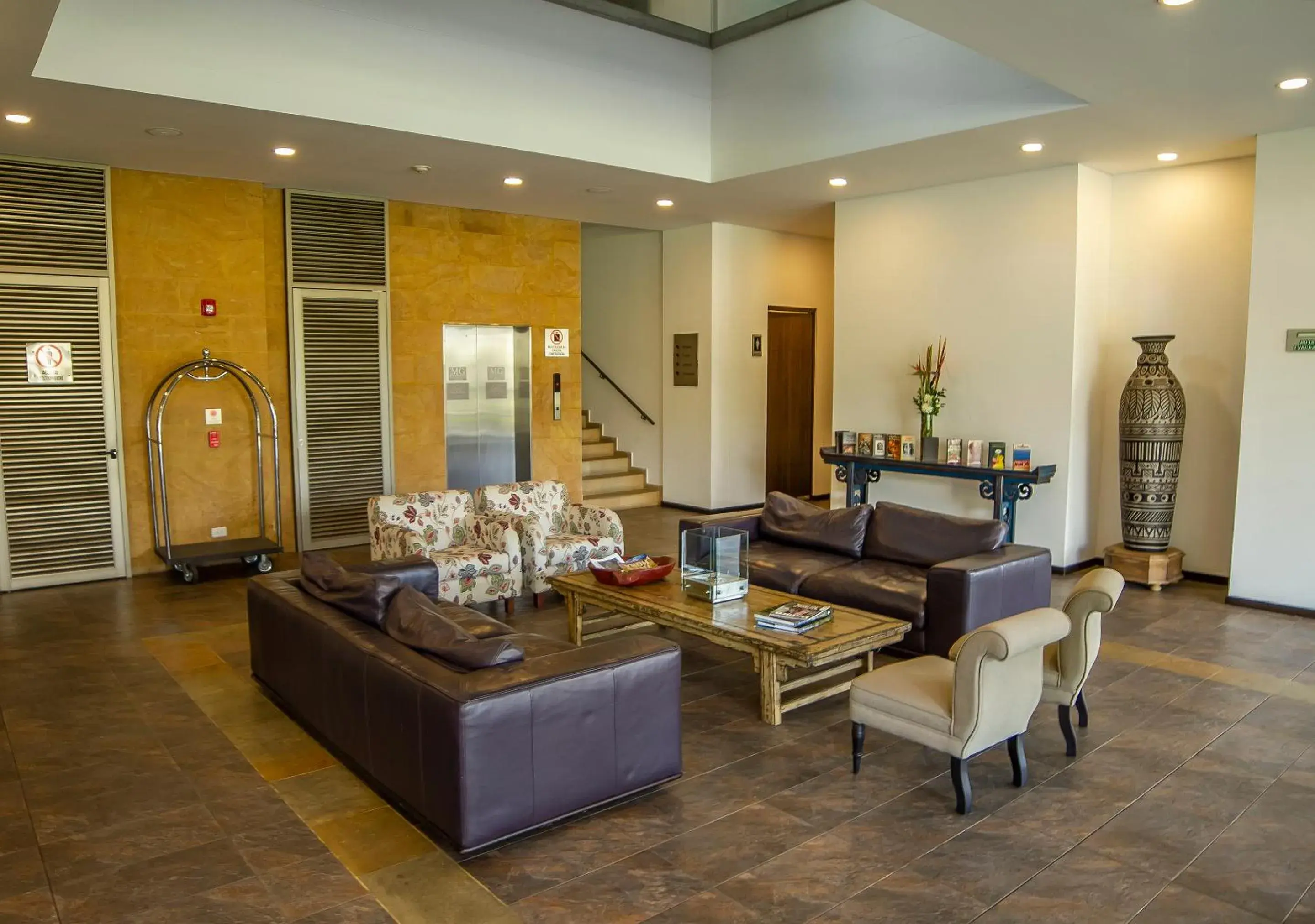 Living room in MG Hotels & Suites Living room in MG Hotels & Suites