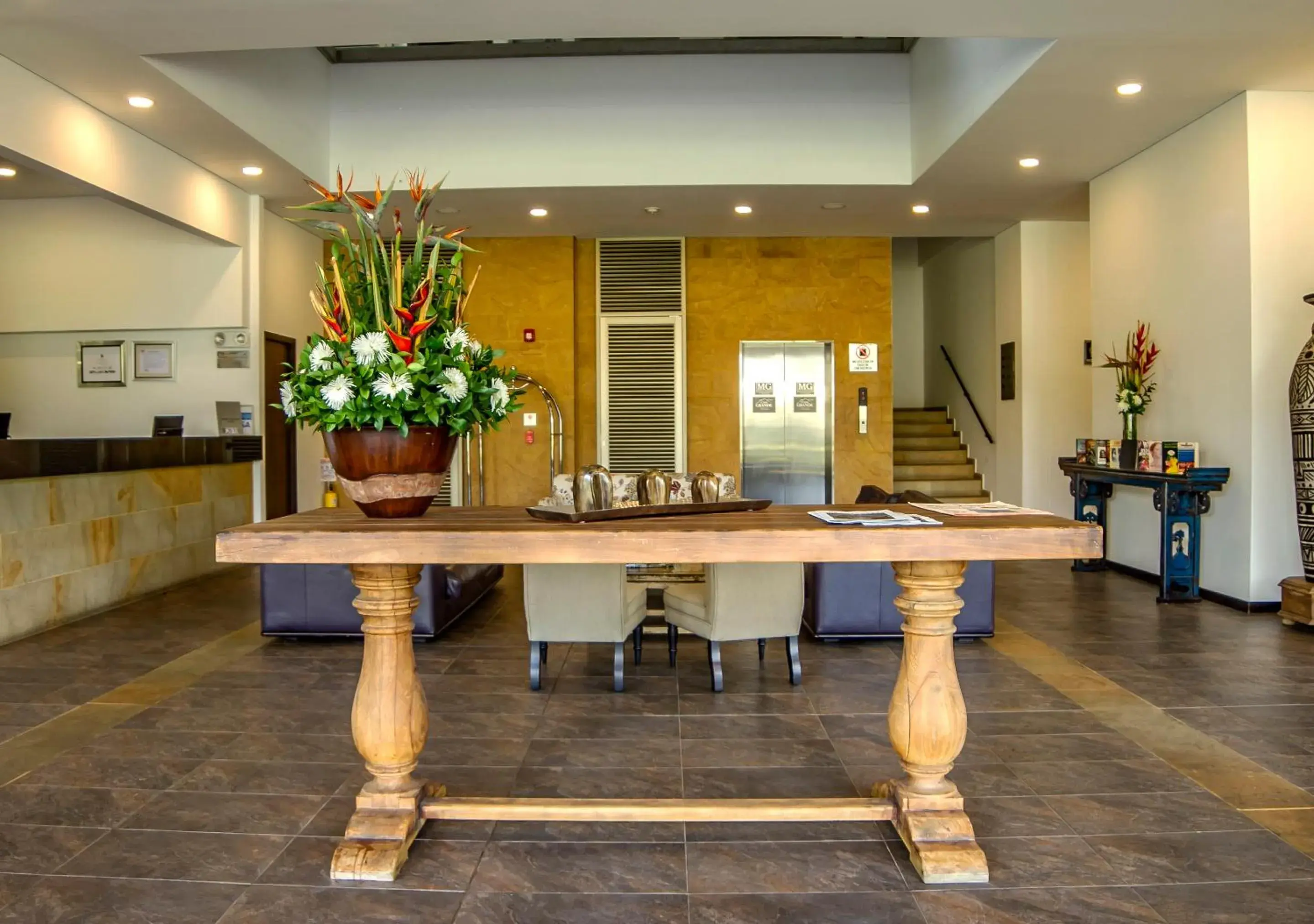 Lobby or reception in MG Hotels & Suites Lobby or reception in MG Hotels & Suites