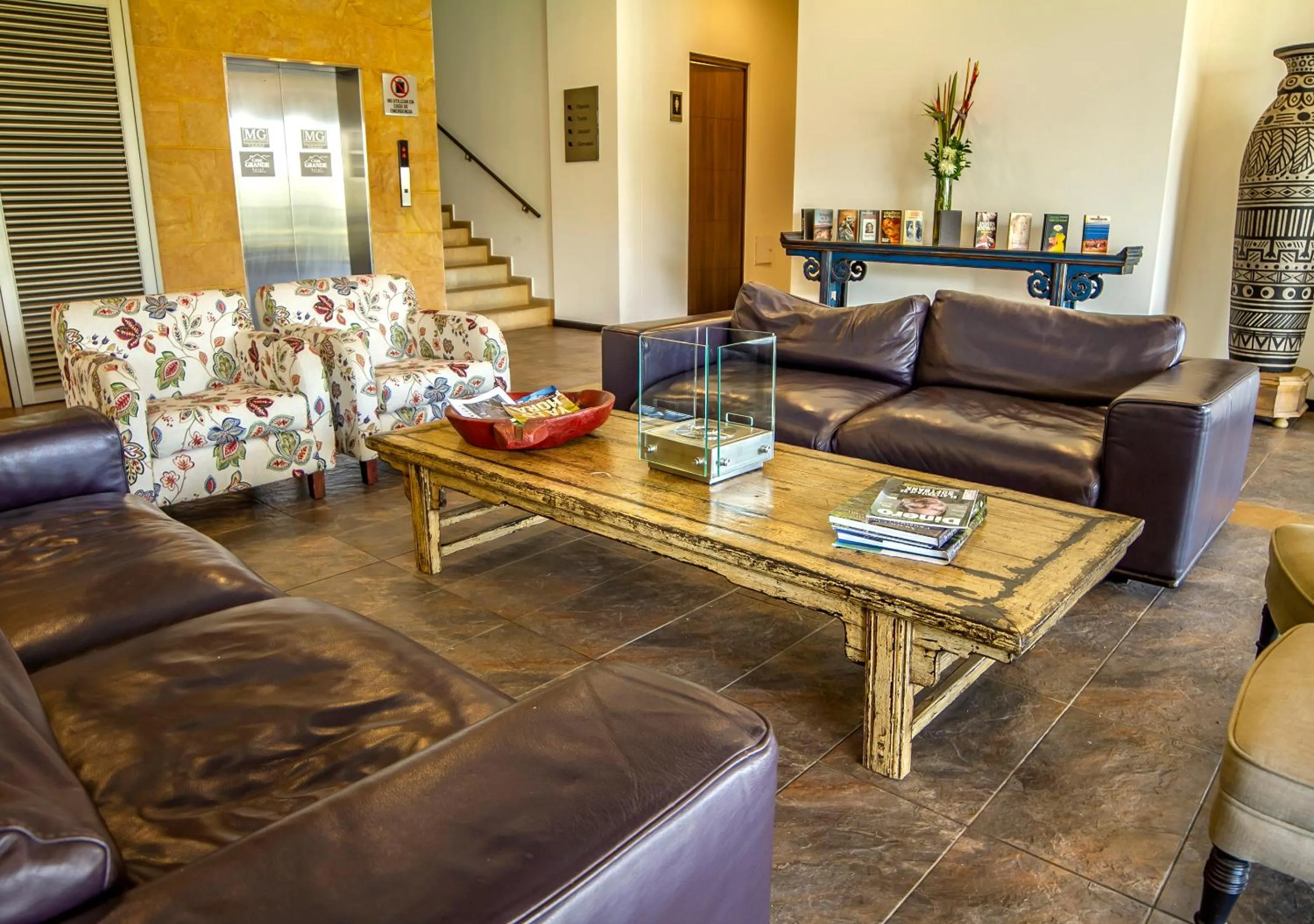 Living room in MG Hotels & Suites