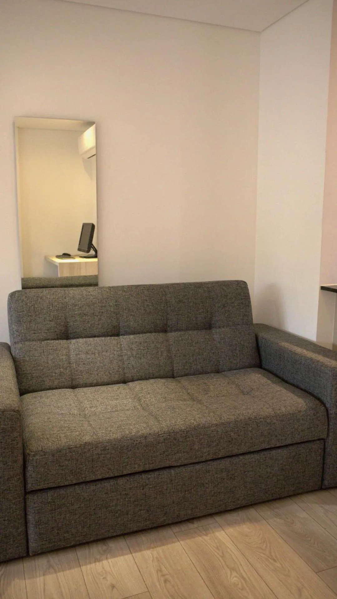 Business facilities in MG Hotels & Suites