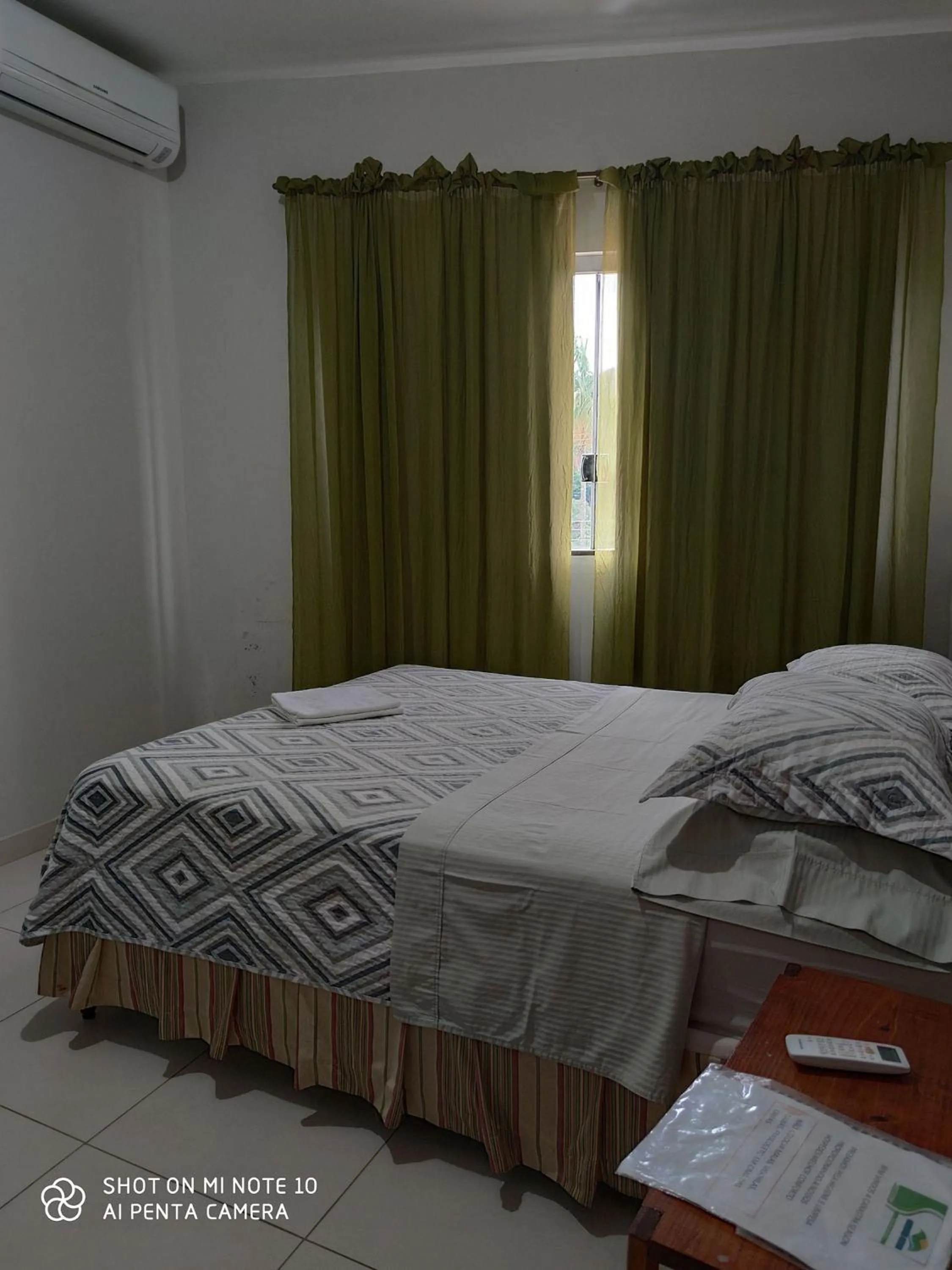 Bedroom, Bed in Canastra Season